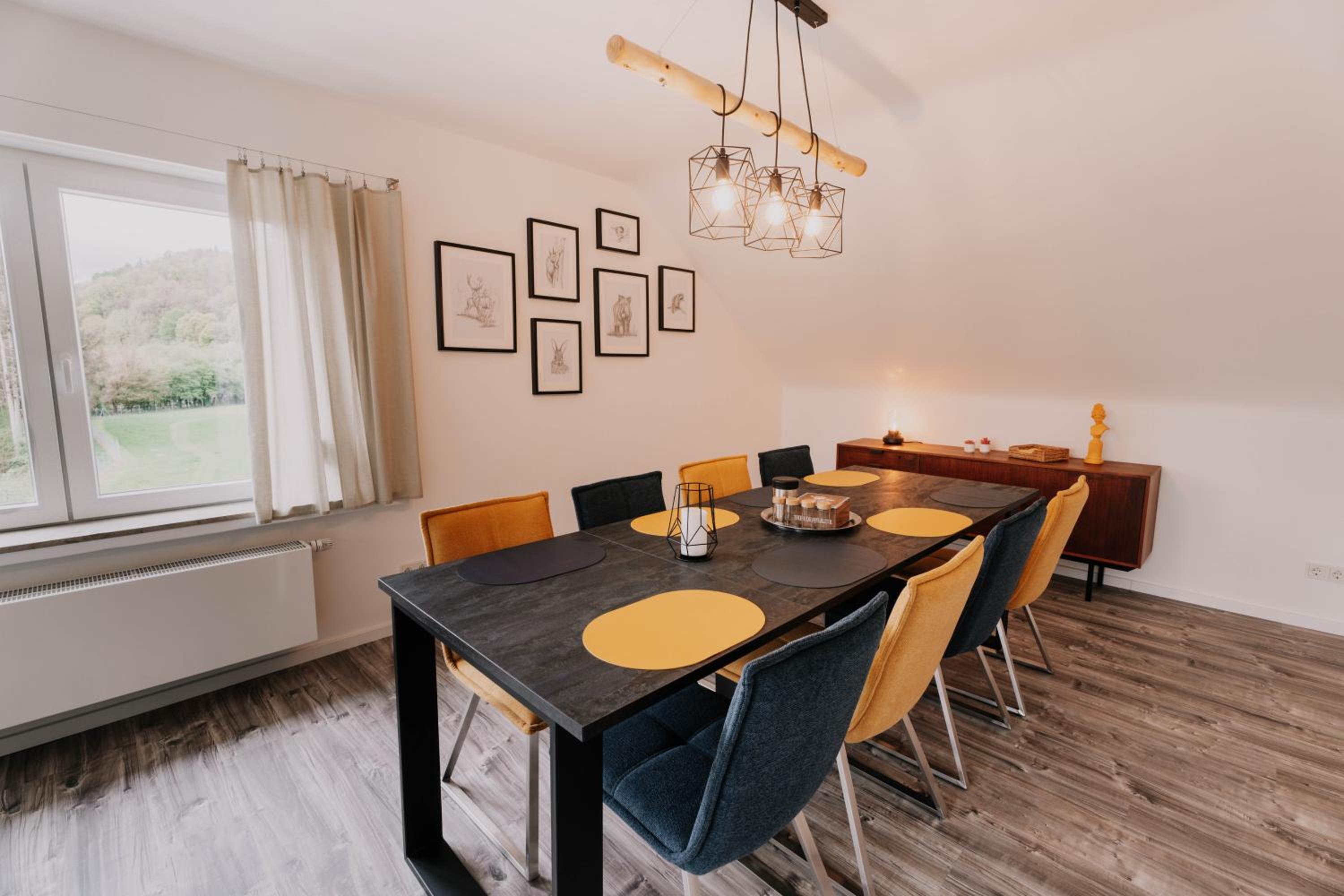 großzügiges, stylisches Apartment I 6 Personen I Eifel I Naturliebhaber I