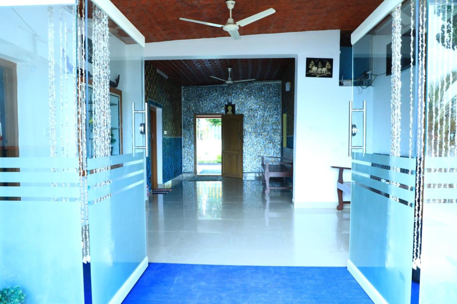mundro paradise lake homestay