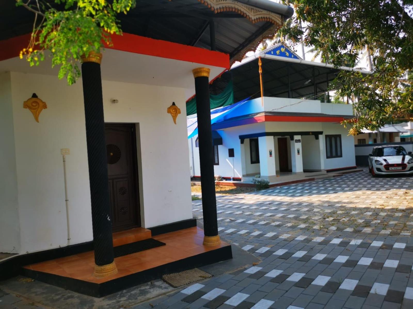 HAPPINESS HOMESTAY