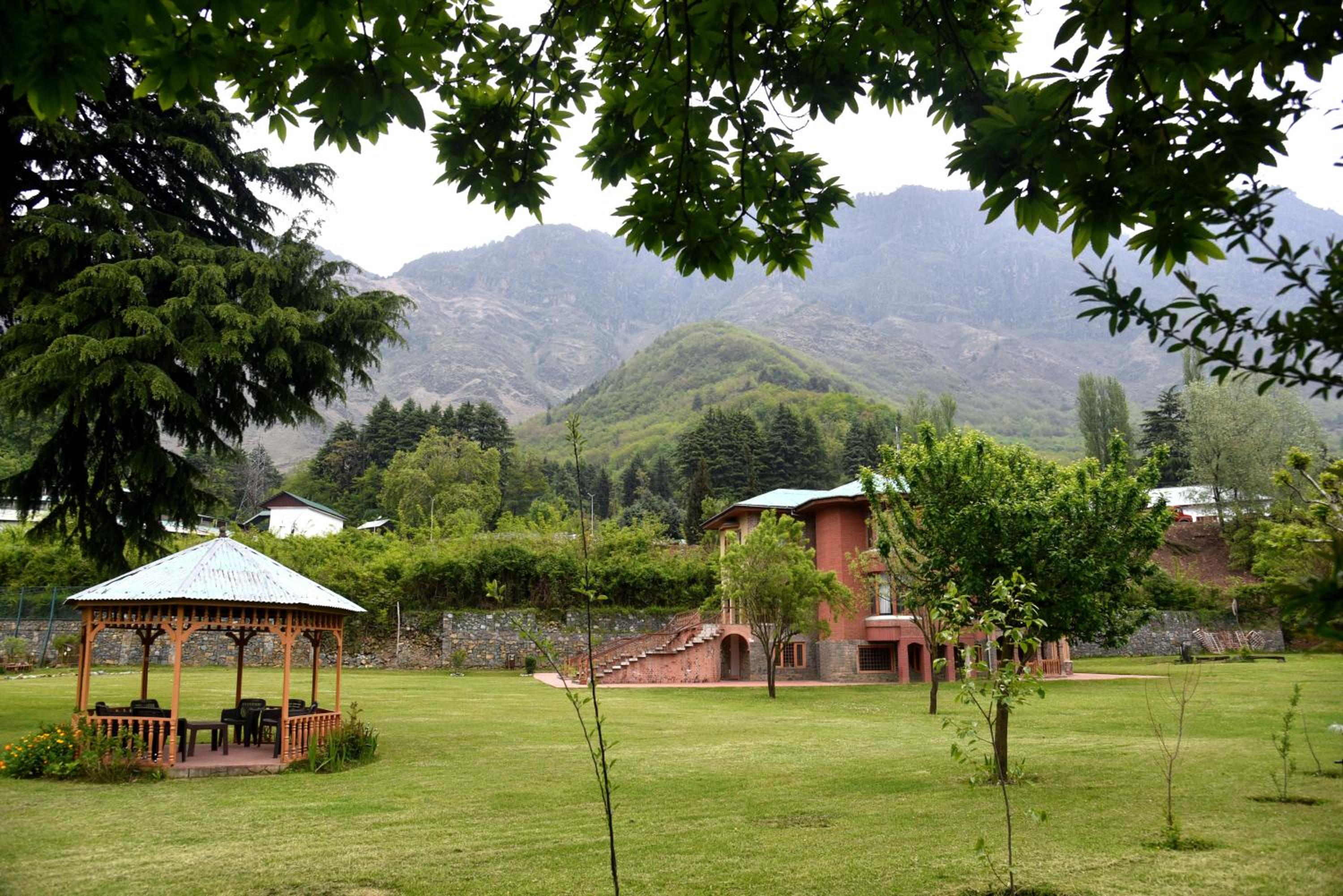 KHAAS MUQAAM view 5
