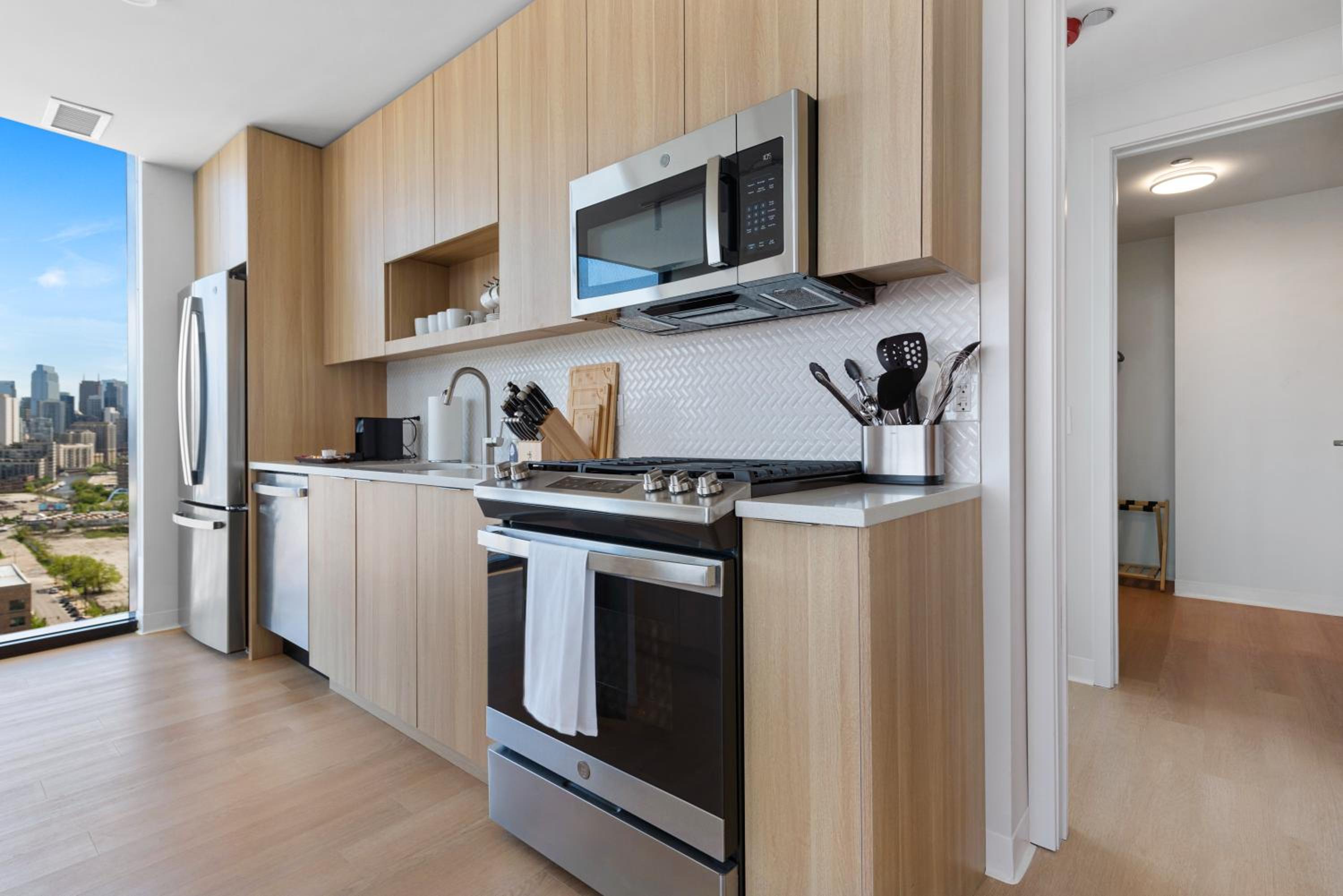Foundry Unmatched Skyline Views at Lincoln Park