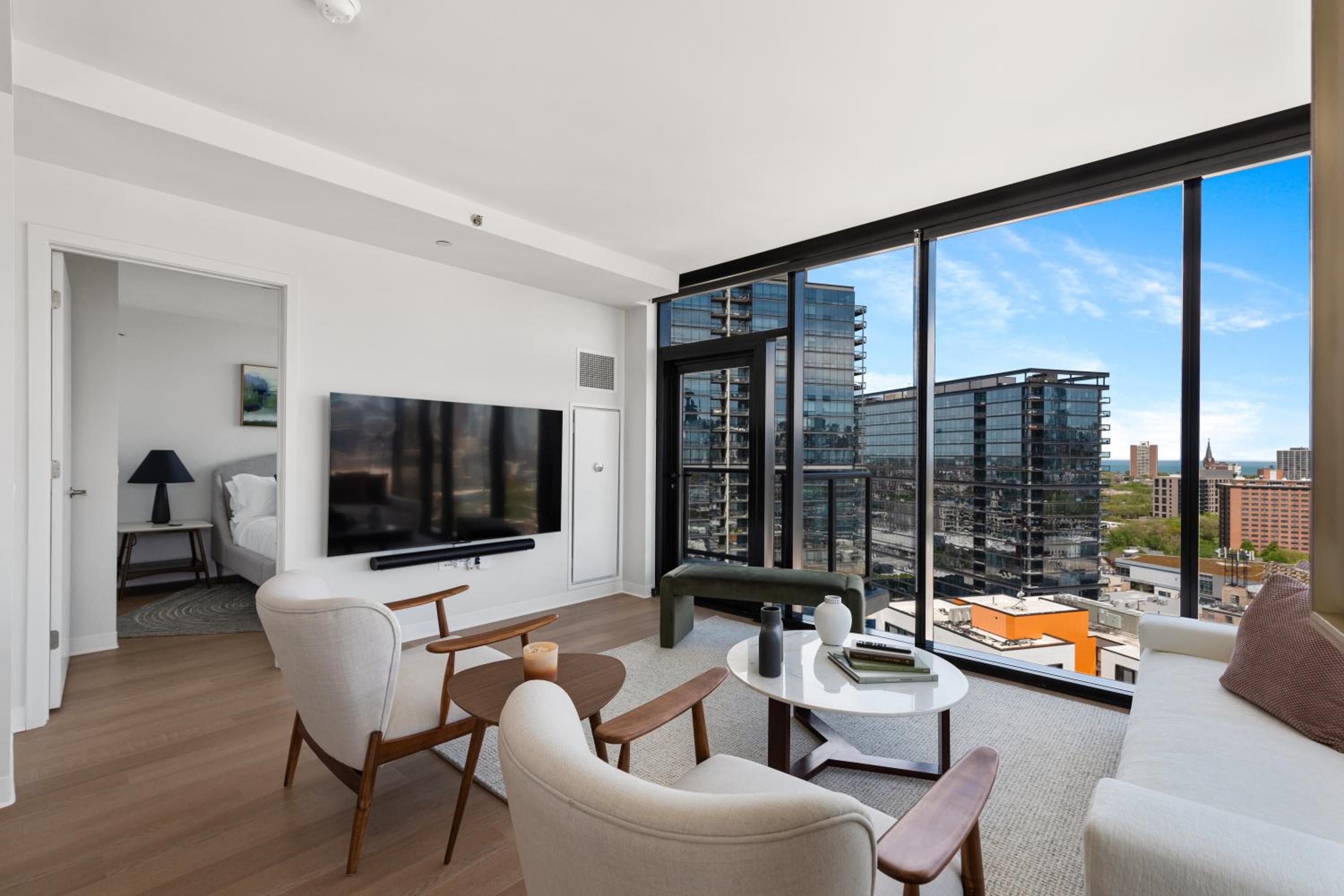 Foundry Unmatched Skyline Views at Lincoln Park