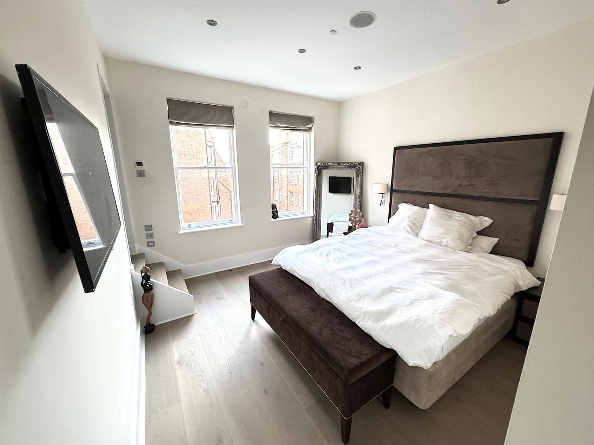 Draycott Apartment