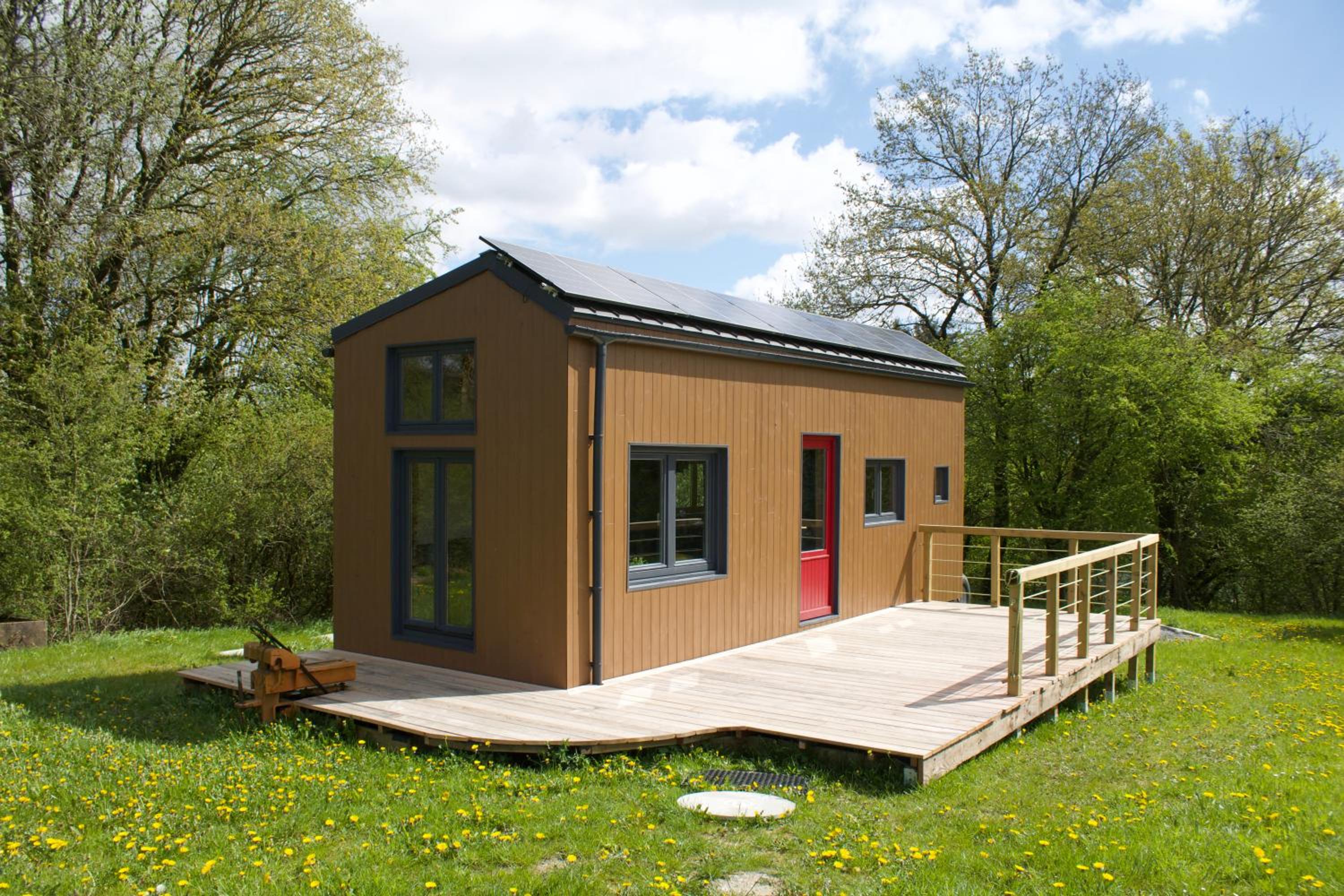 Tiny House Les Jours Heureux Sejour nature pres de Dinant et des Lacs de l Eau d Heure