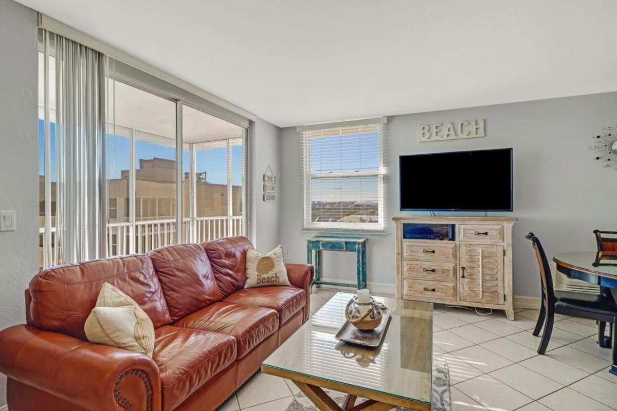 Penthouse Views - Steps From the Shore 2001 view 5
