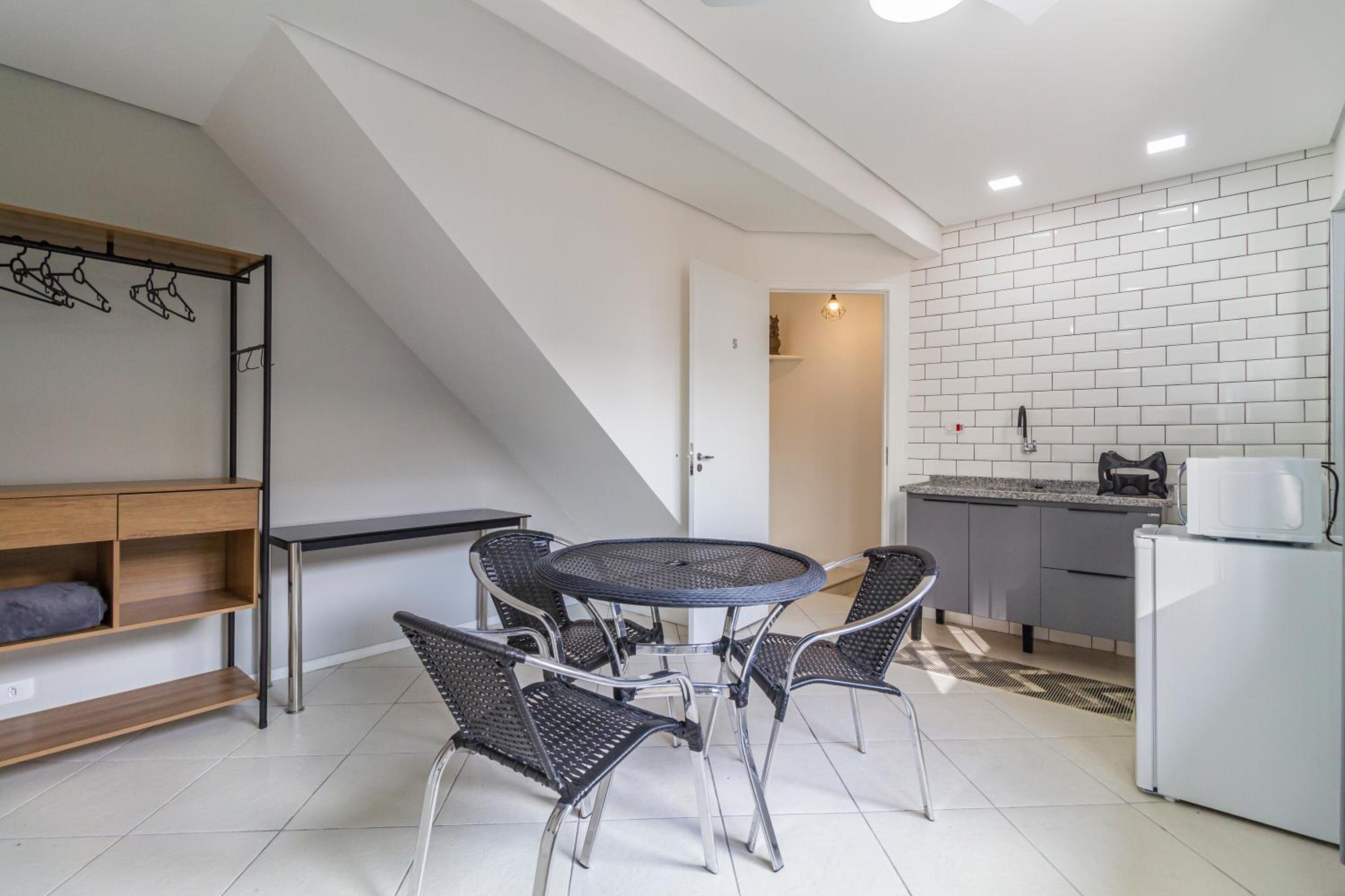 A CASINA: STUDIOS Vila Madalena - BECO DO BATMAN