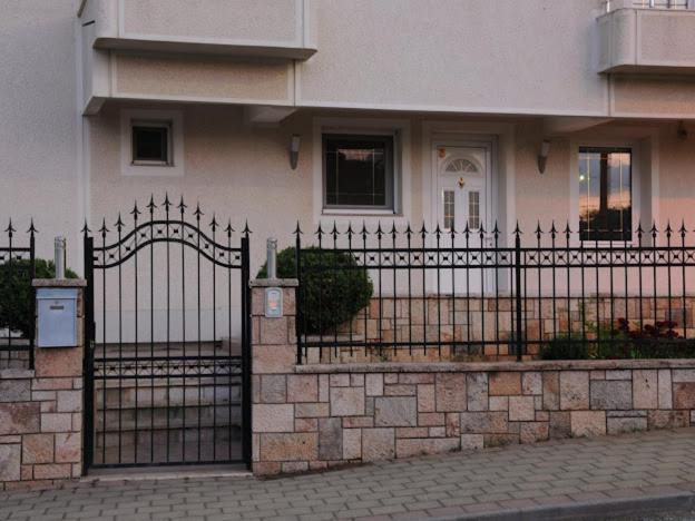 Petrovski's Residence