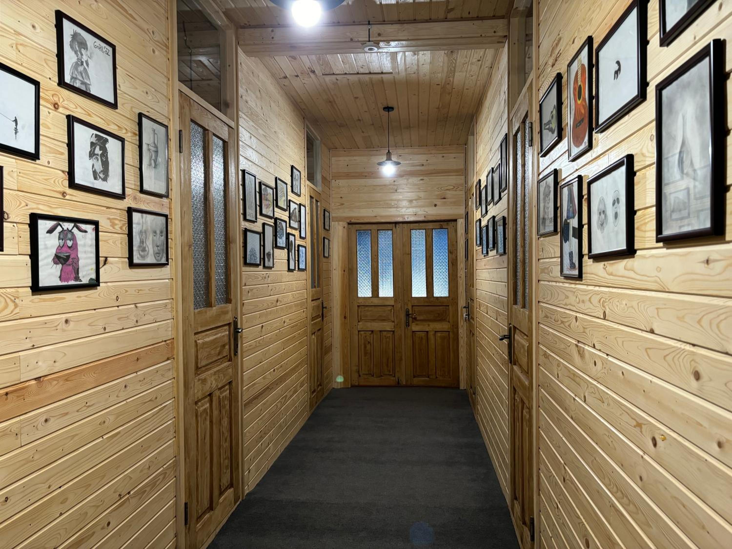 Photo 18