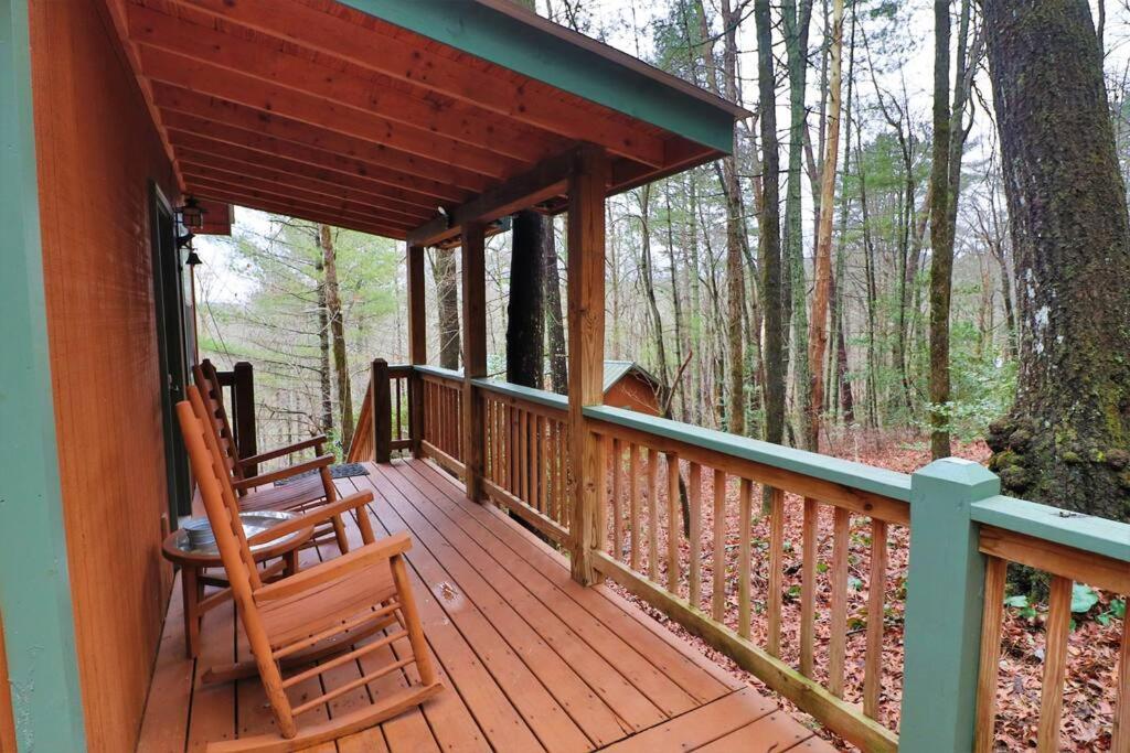 Alpine Mountain Sweetheart Cabin Jacuzzi #7 view 5