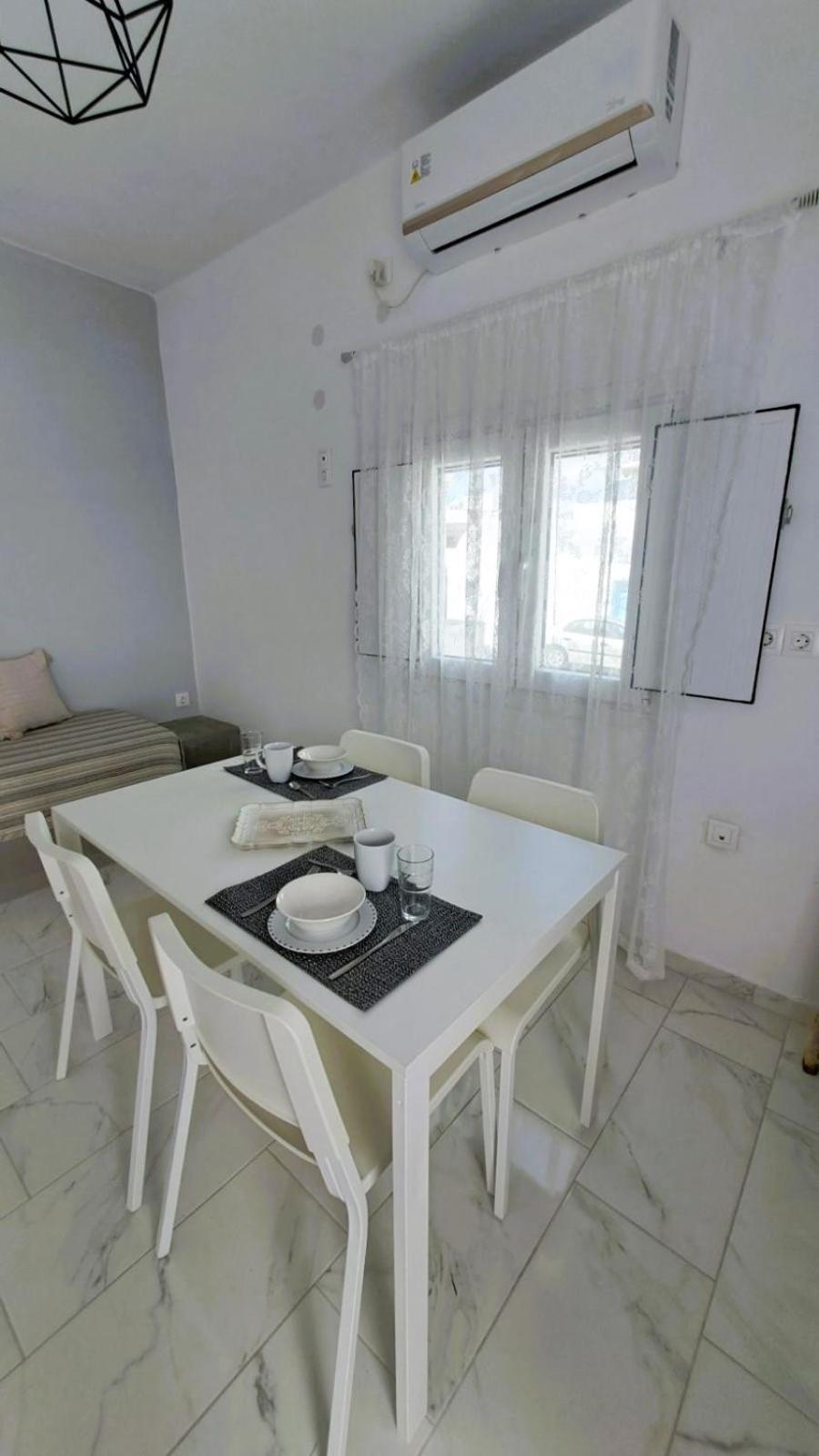 Lava Guesthouse Prive