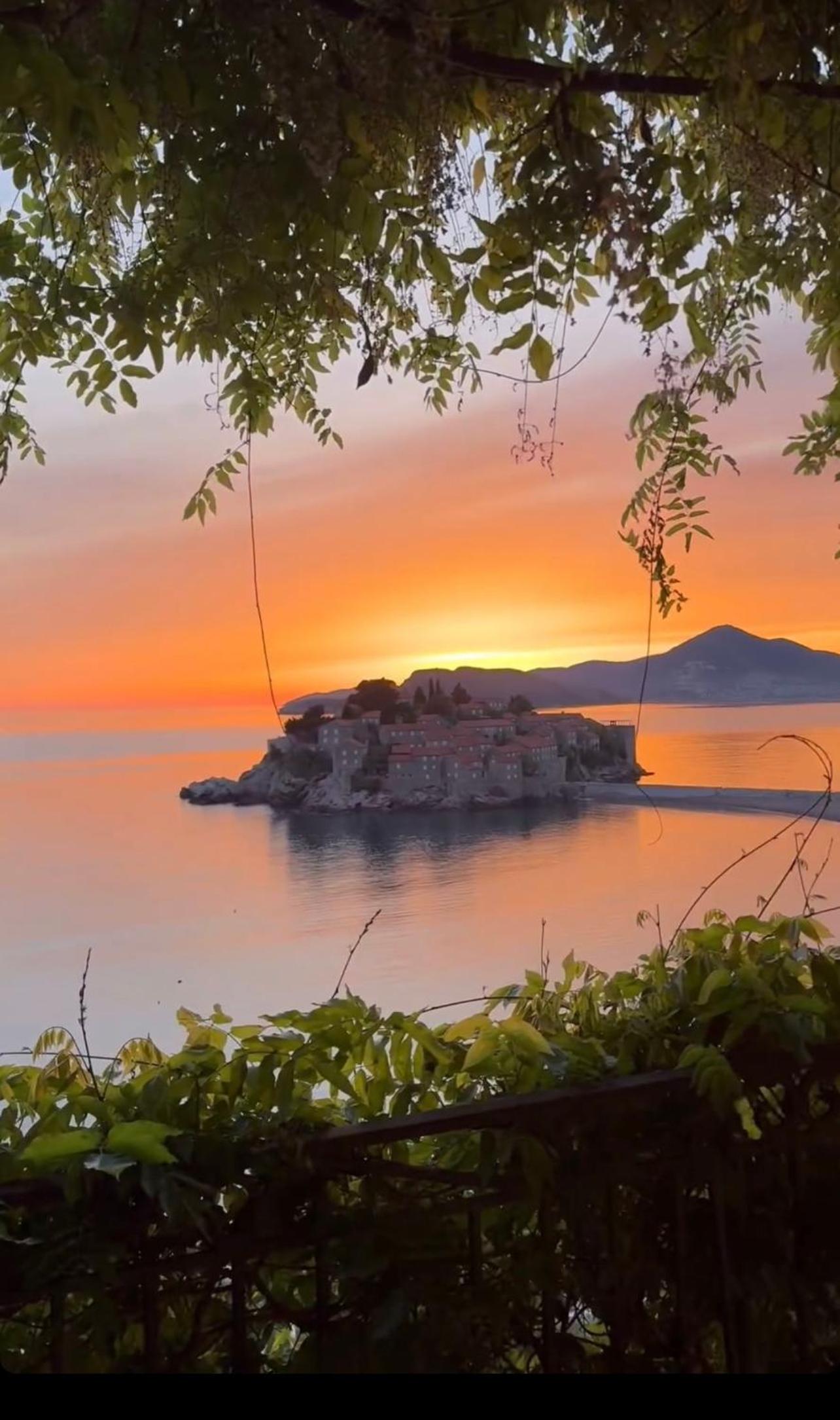 Hotel APARTMENTS SVETI STEFAN