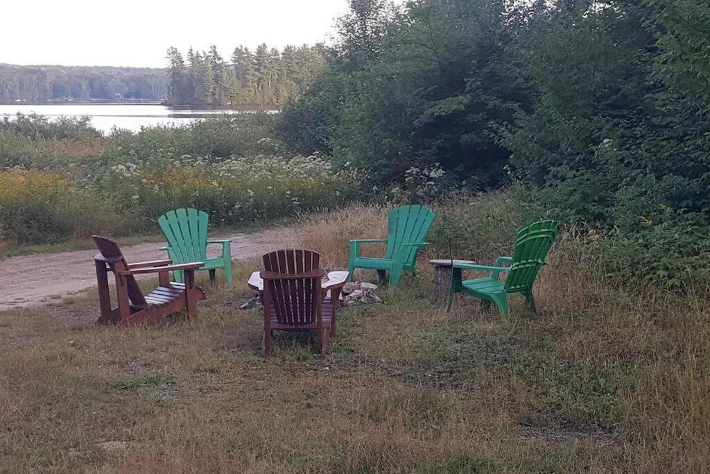 Lakefront Cottage in Muskoka