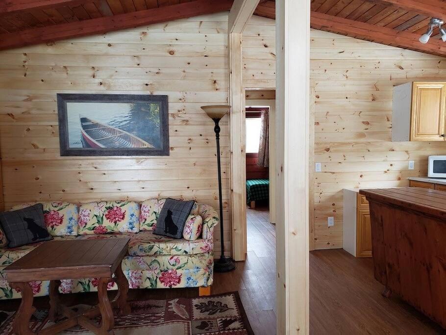 Lakefront Cottage in Muskoka