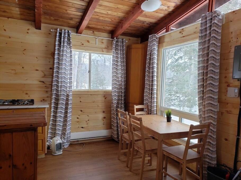 Lakefront Cottage in Muskoka