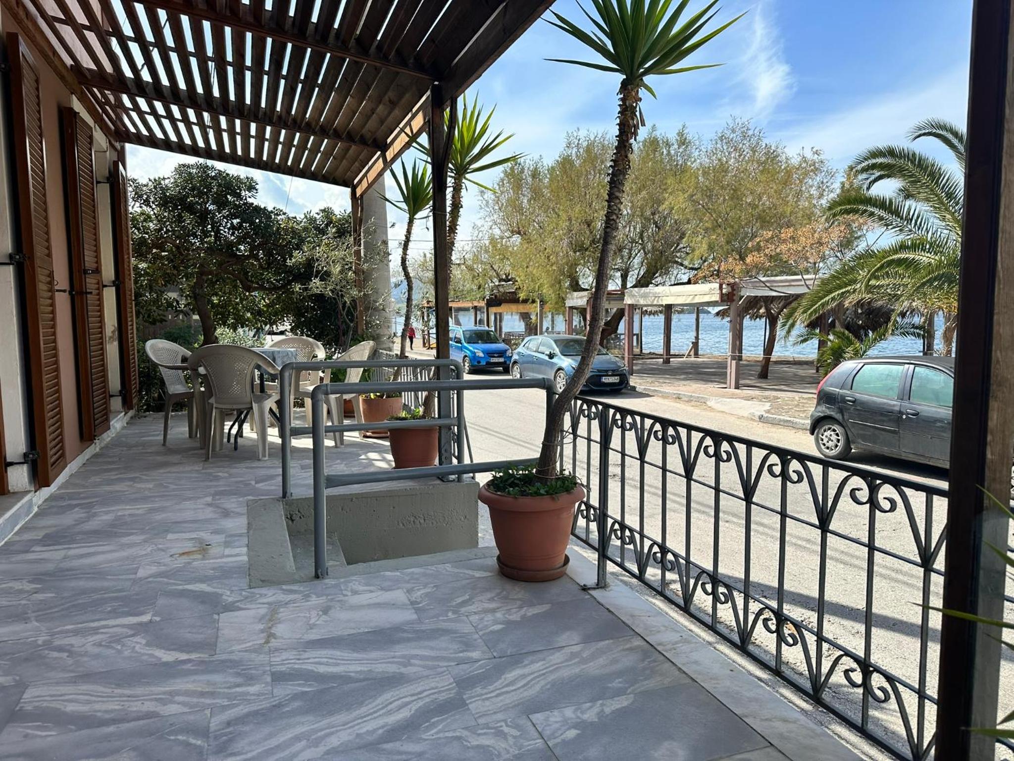 Nikos Holidays Apartment 2