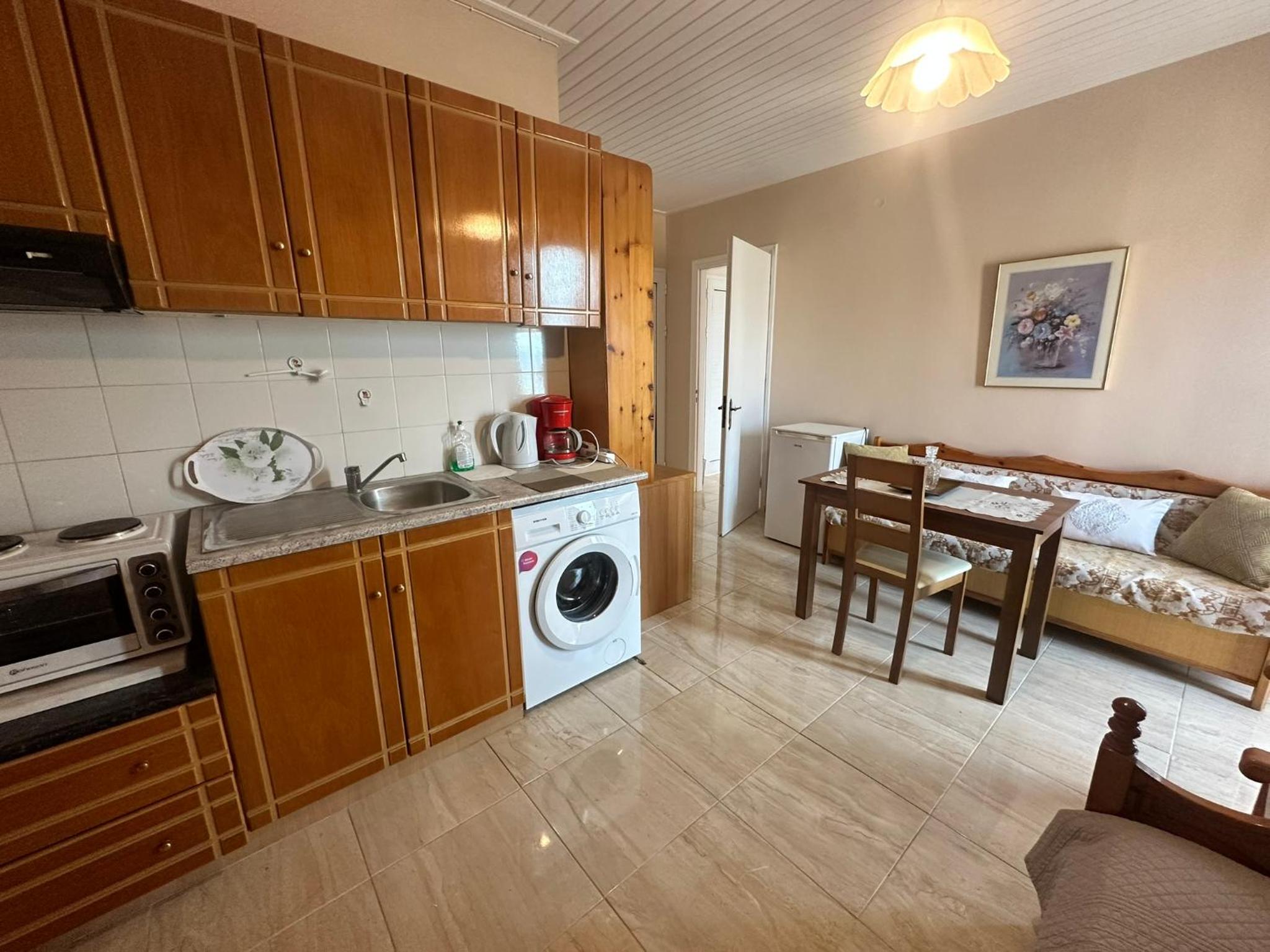 Nikos Holidays Apartment 2