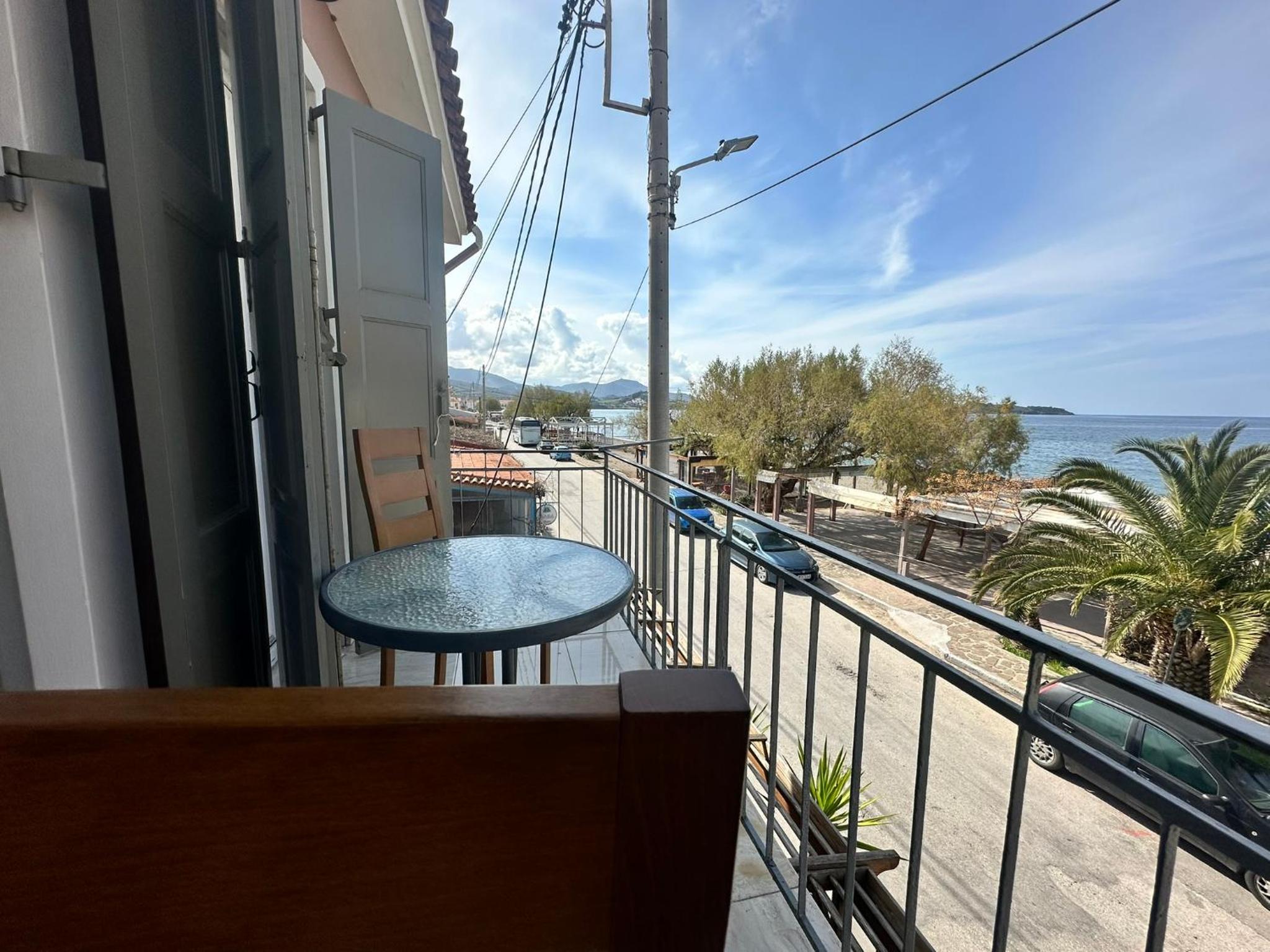 Nikos Holidays Apartment 2