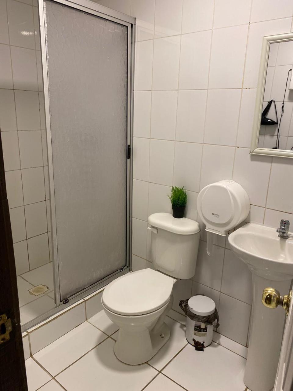 Hostal Aleros