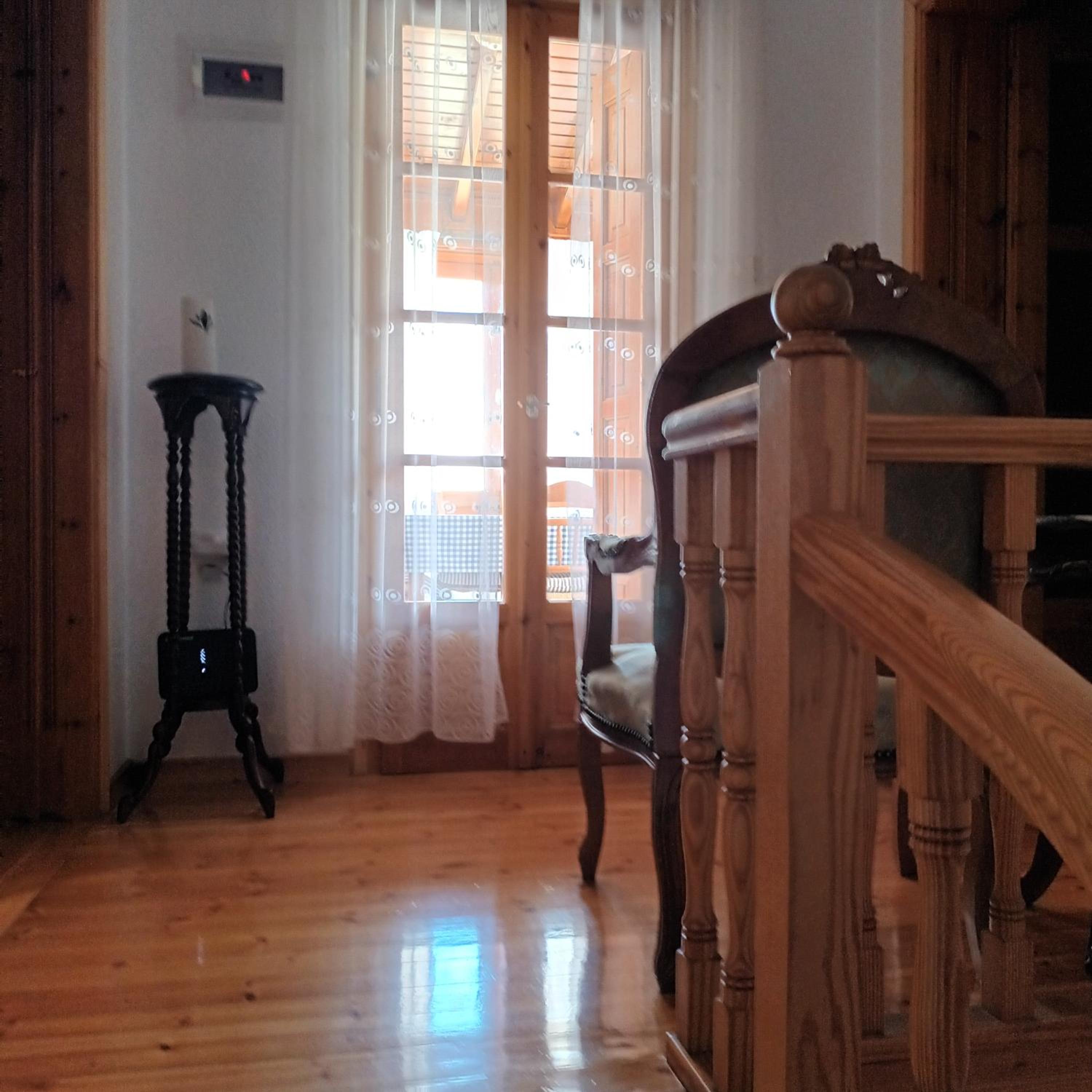 Georgia House Portaria view 3