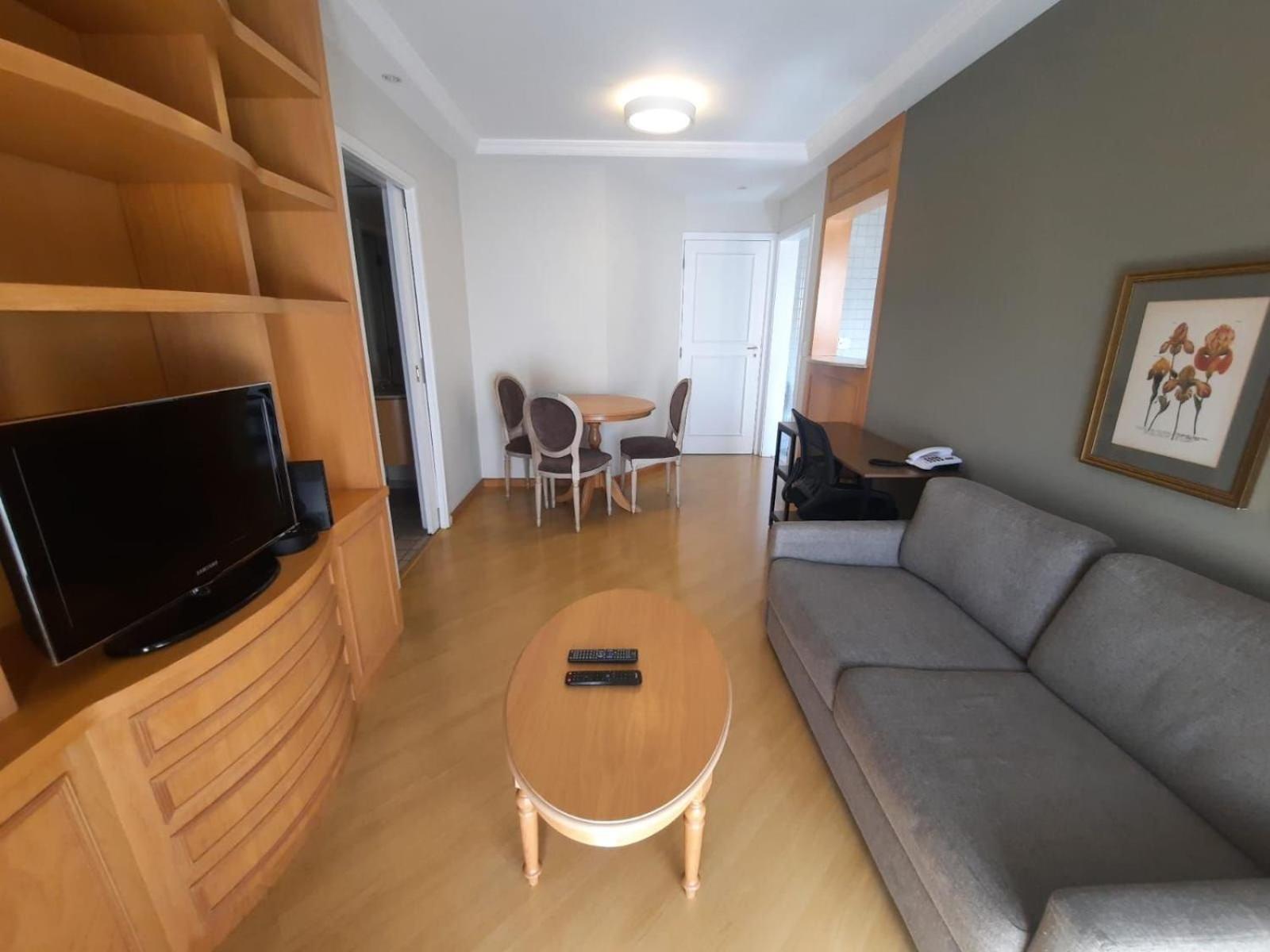 Flat Là Maison DStan com quarto e sala cozinha uh105