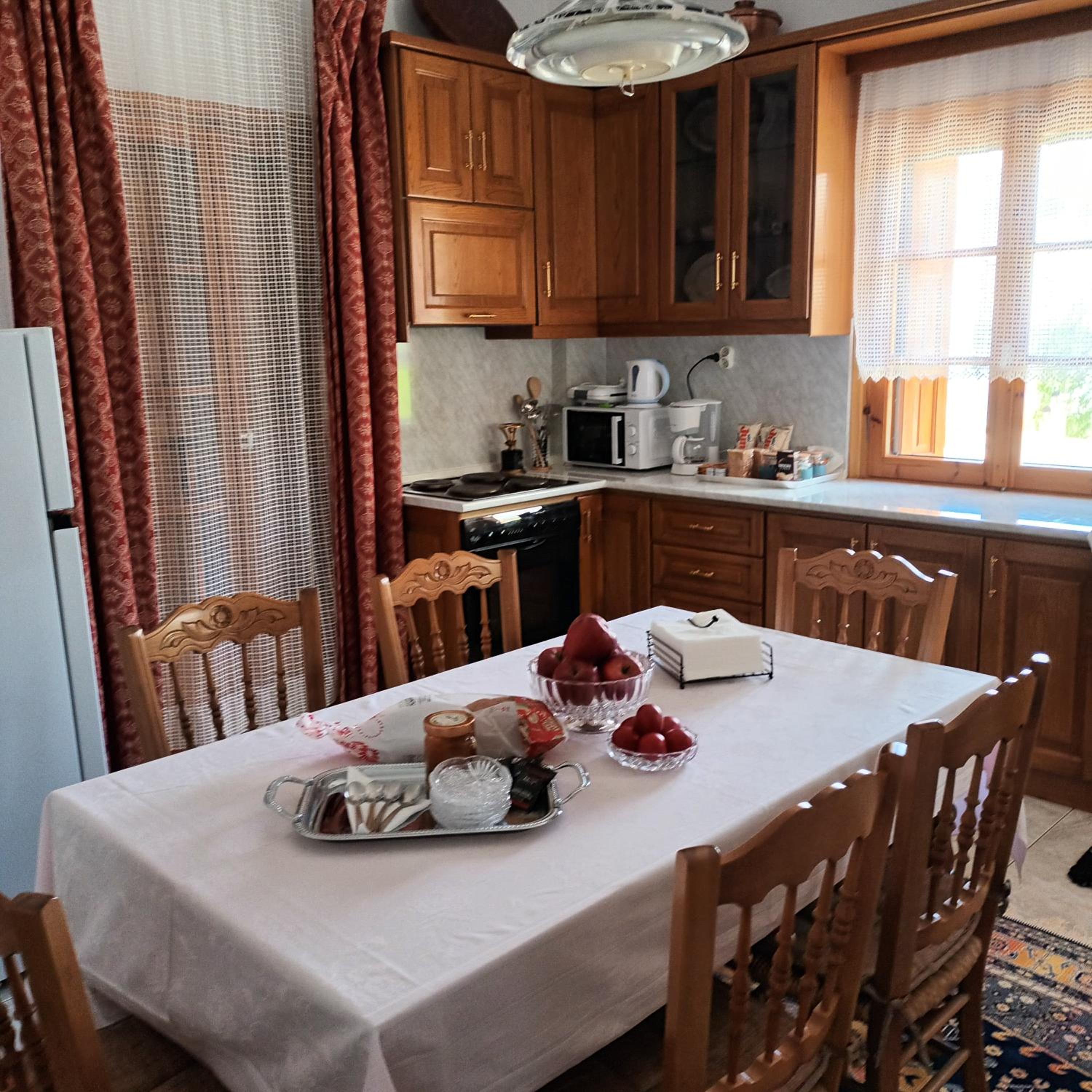 Georgia House Portaria view 2