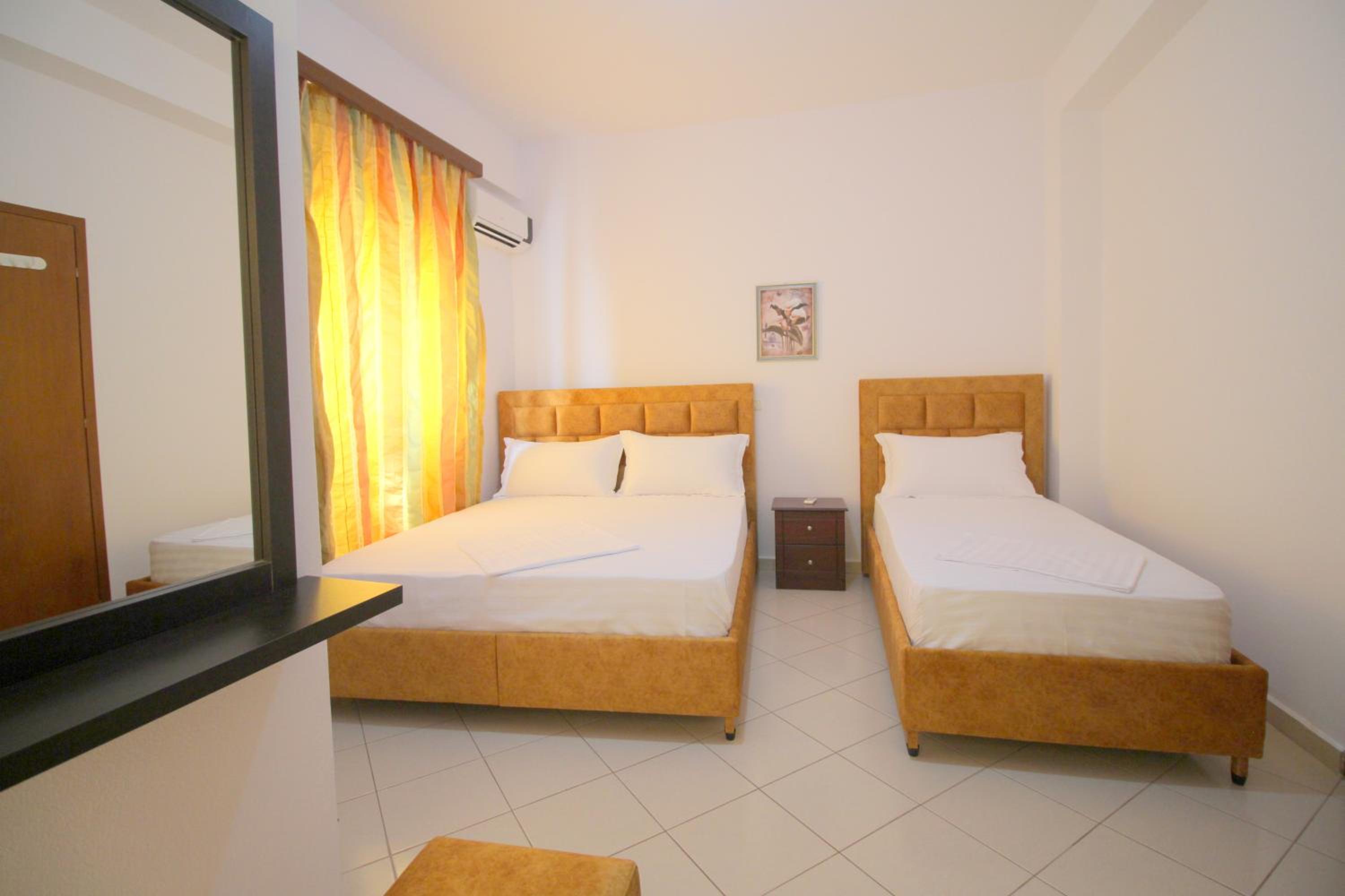 Lengu Holidays Houses