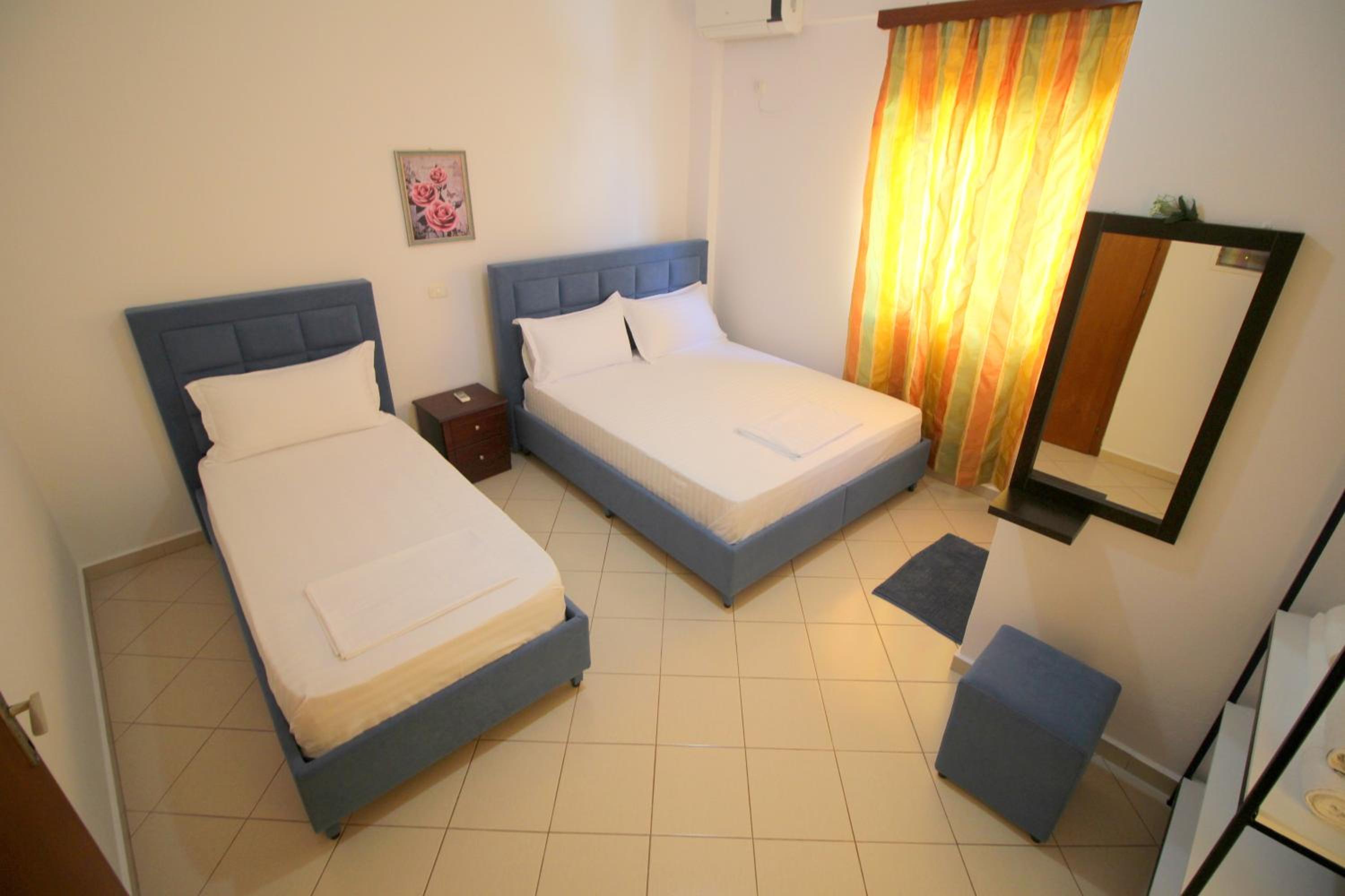Lengu Holidays Houses