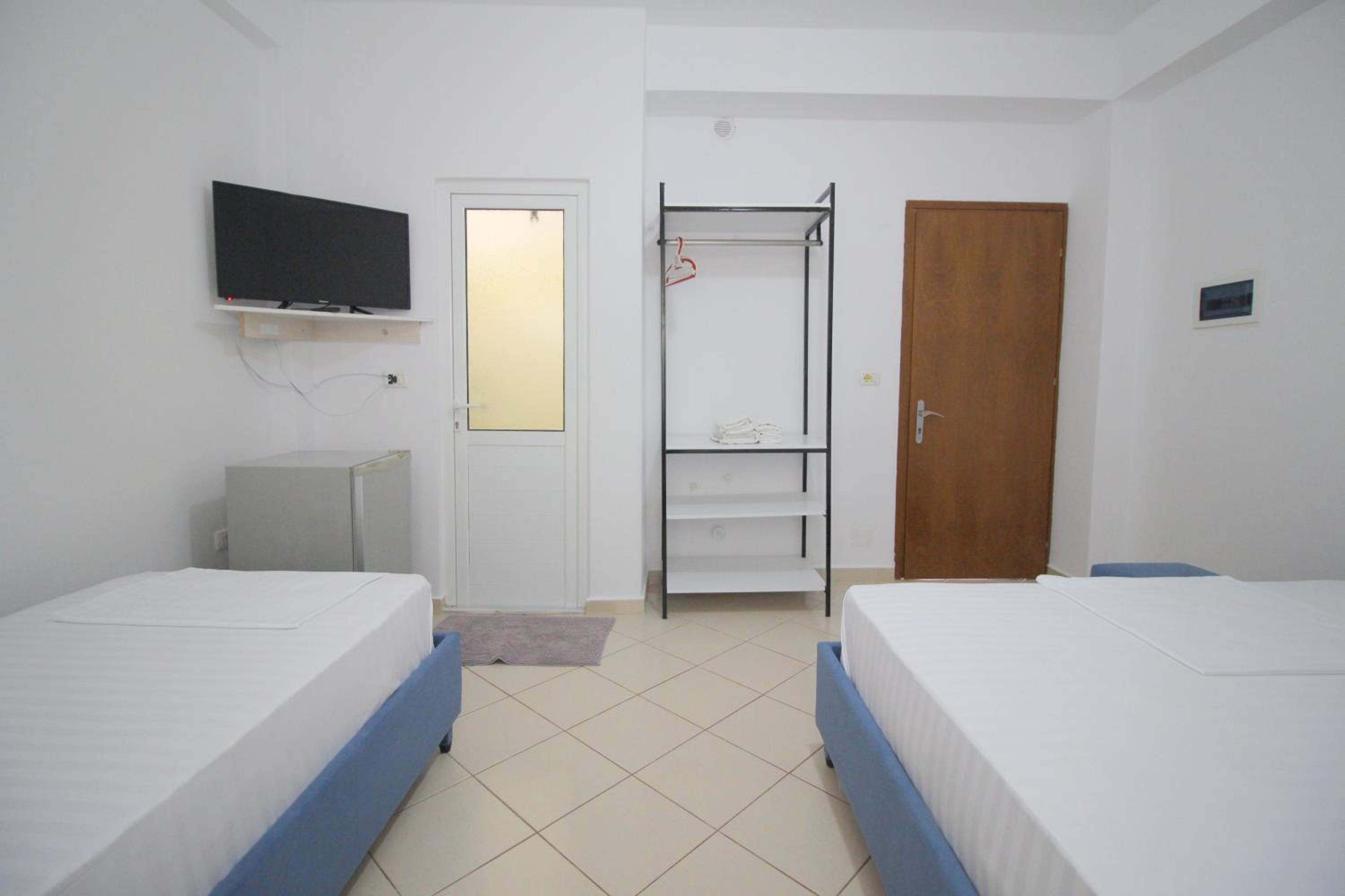 Lengu Holidays Houses