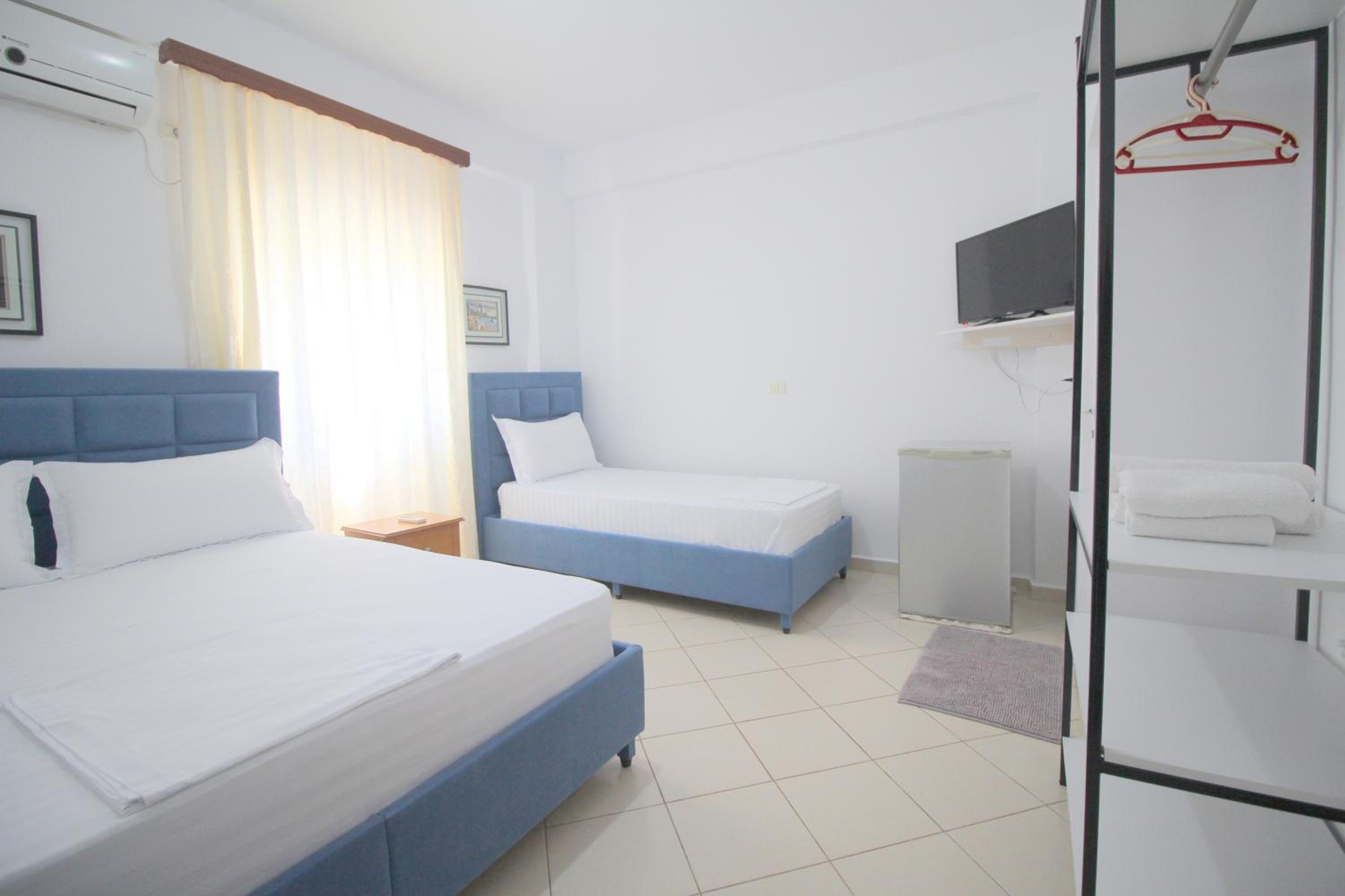 Lengu Holidays Houses