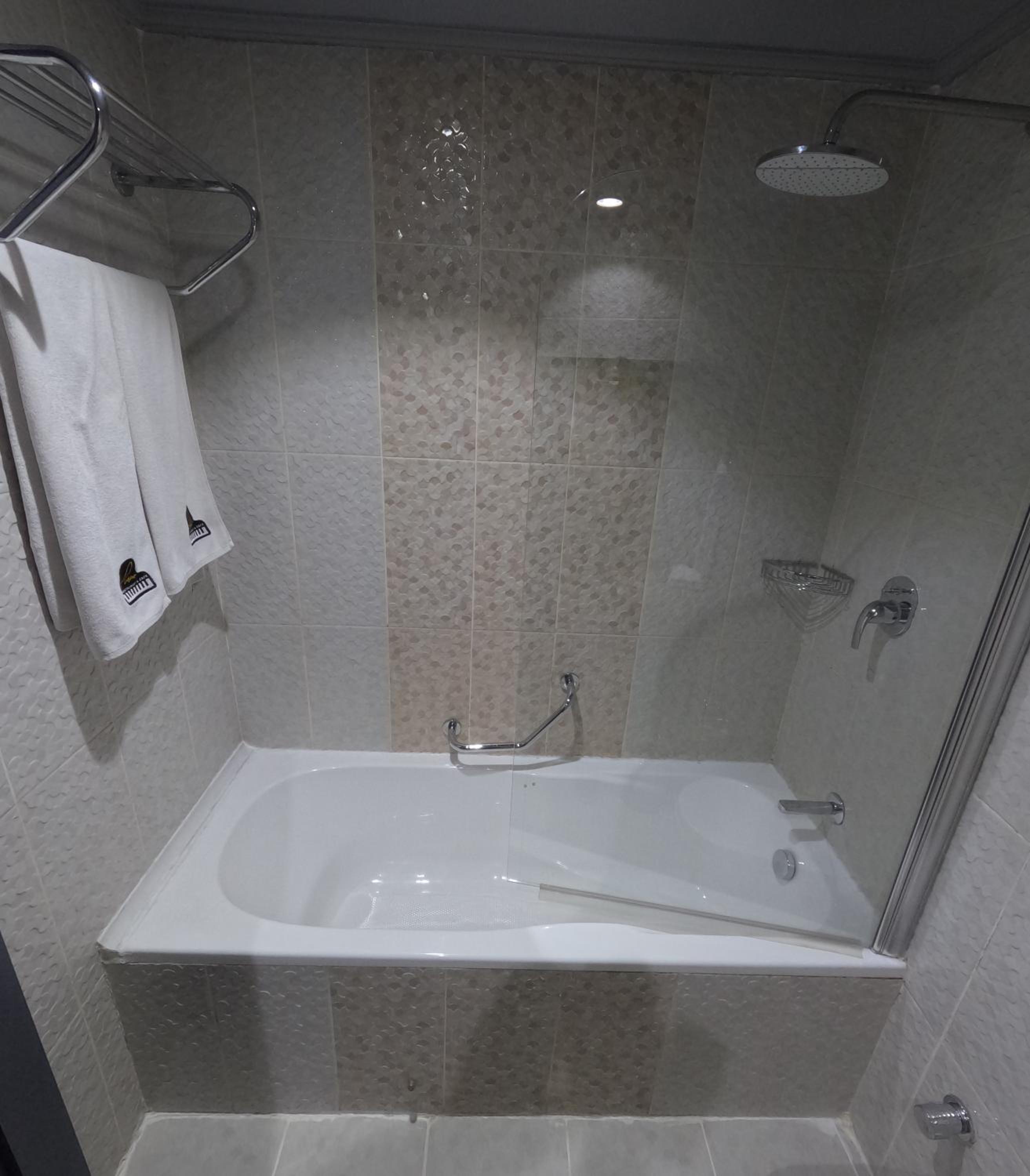 Photo 43