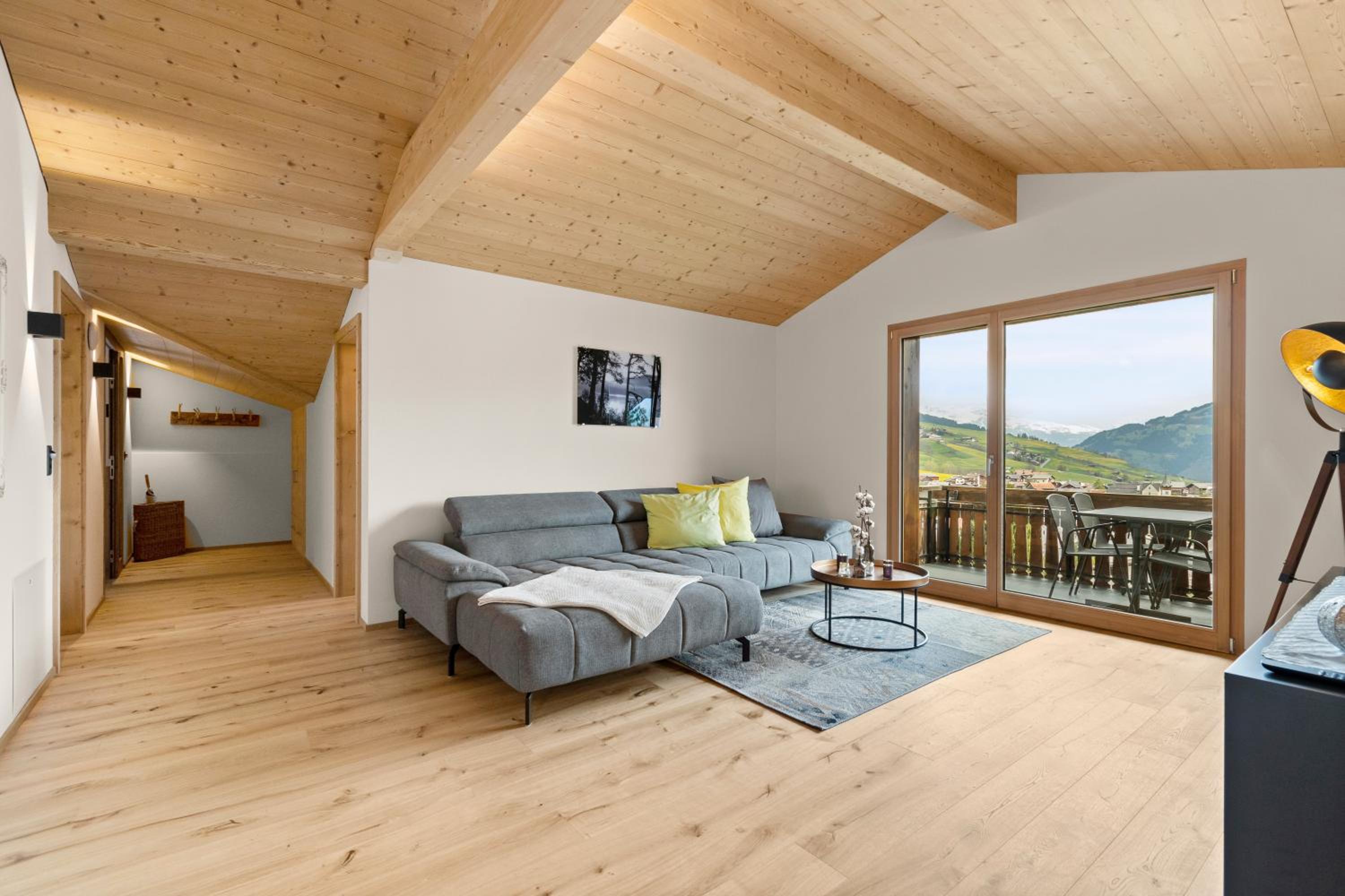Stilvolle 4.5 Zimmer Wohnung nahe der Talstation