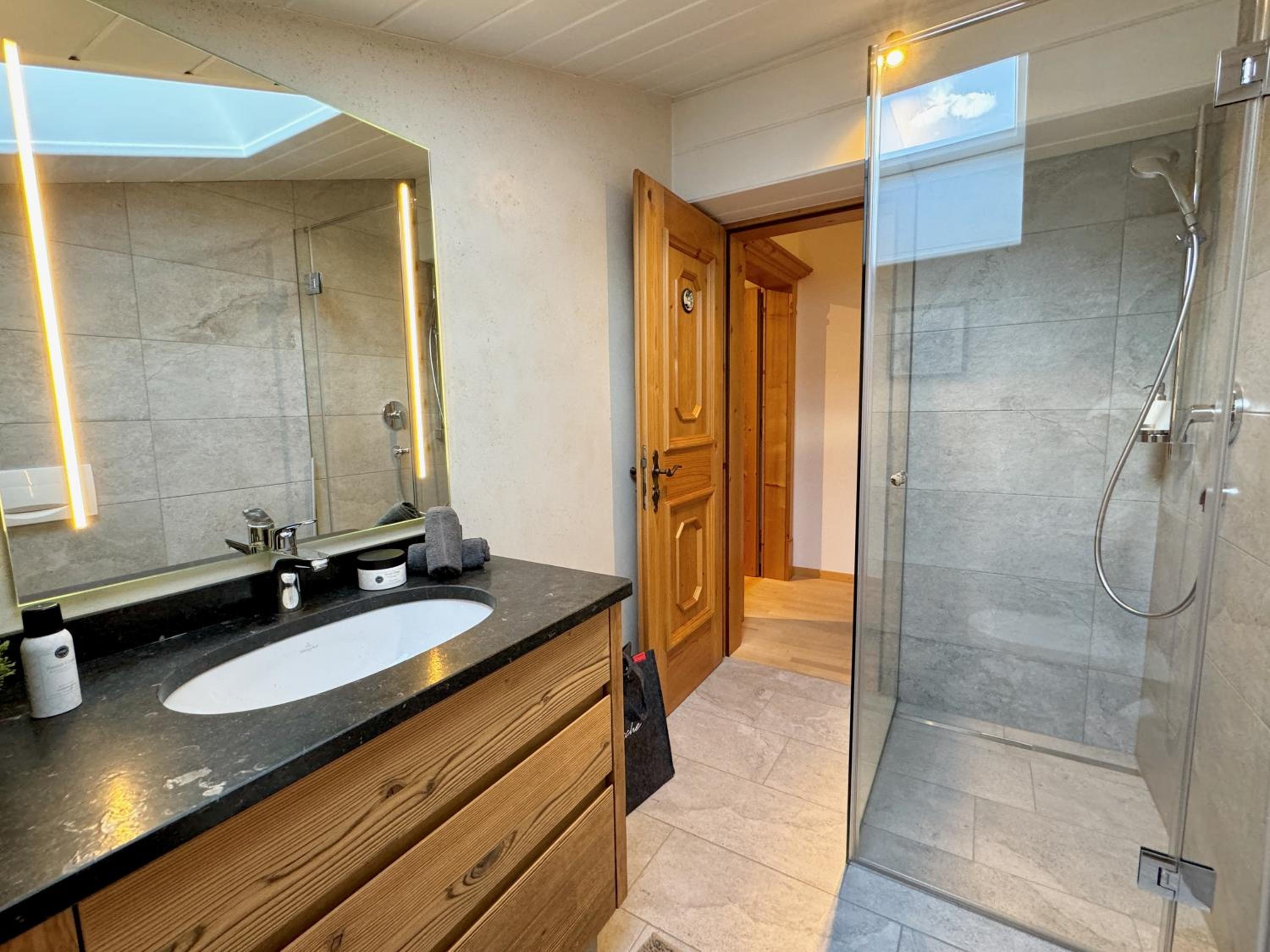 5* Panorama Chalet mit Sauna by Belle Stay
