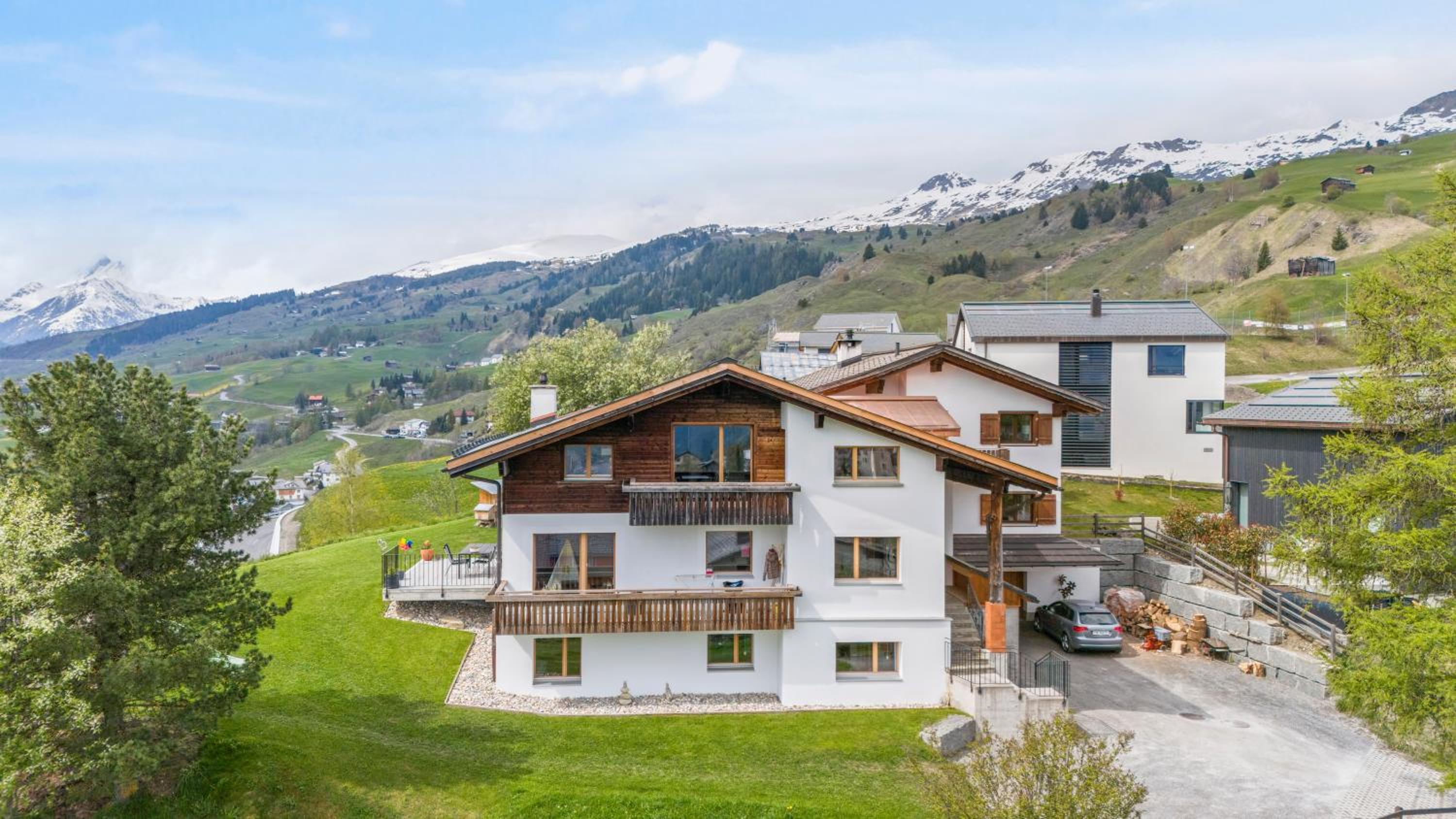 Stilvolle 4.5 Zimmer Wohnung nahe der Talstation