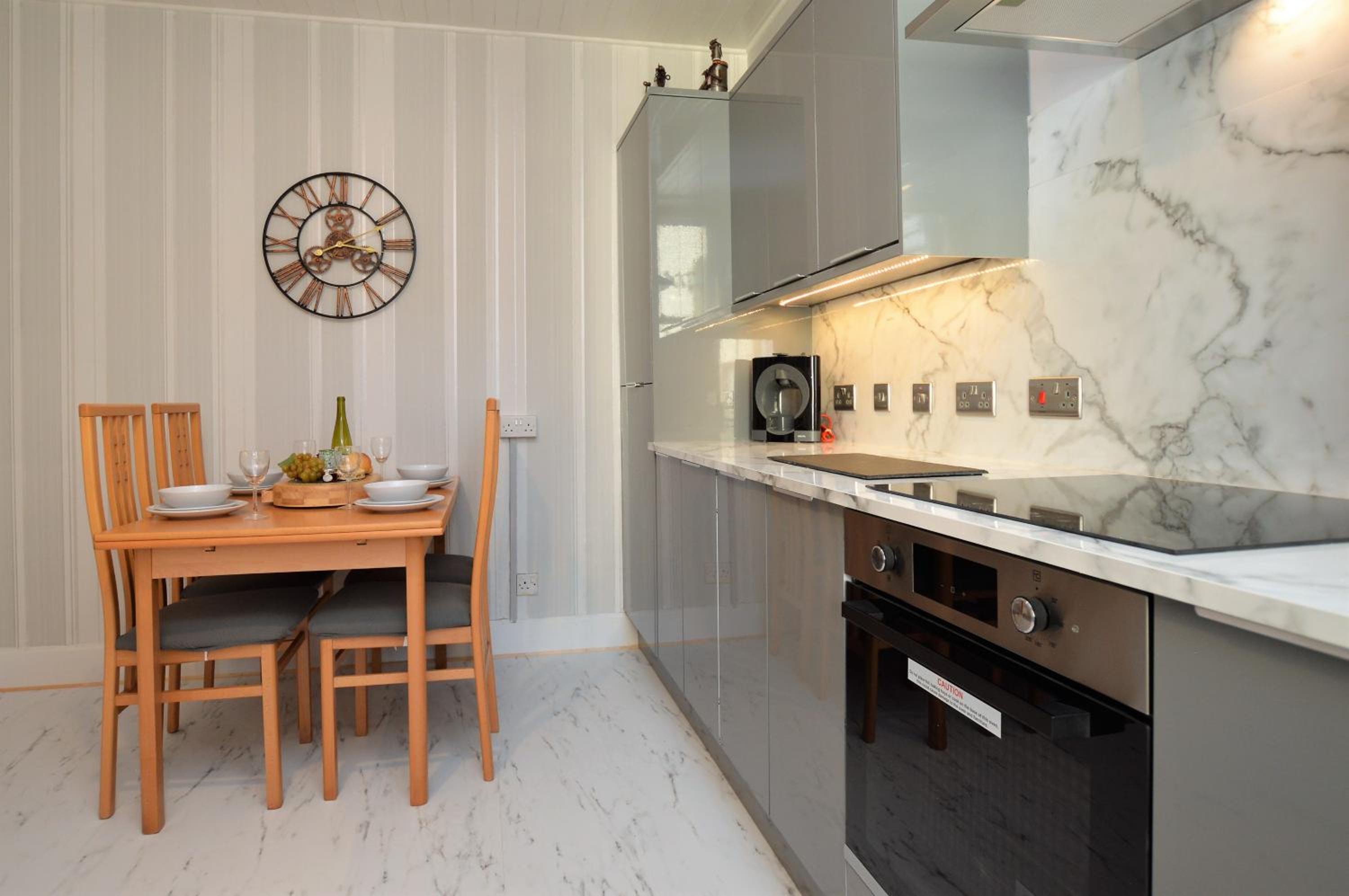 Janeville Holiday Apartment