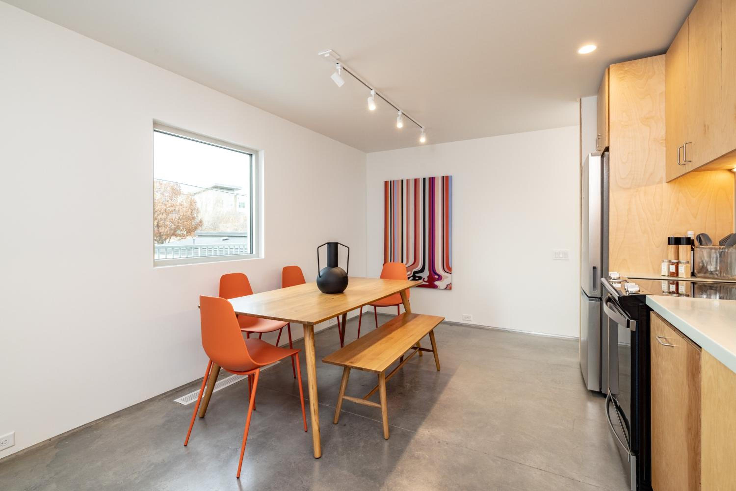 Spacious World Cup Loft - Prime Location view 2