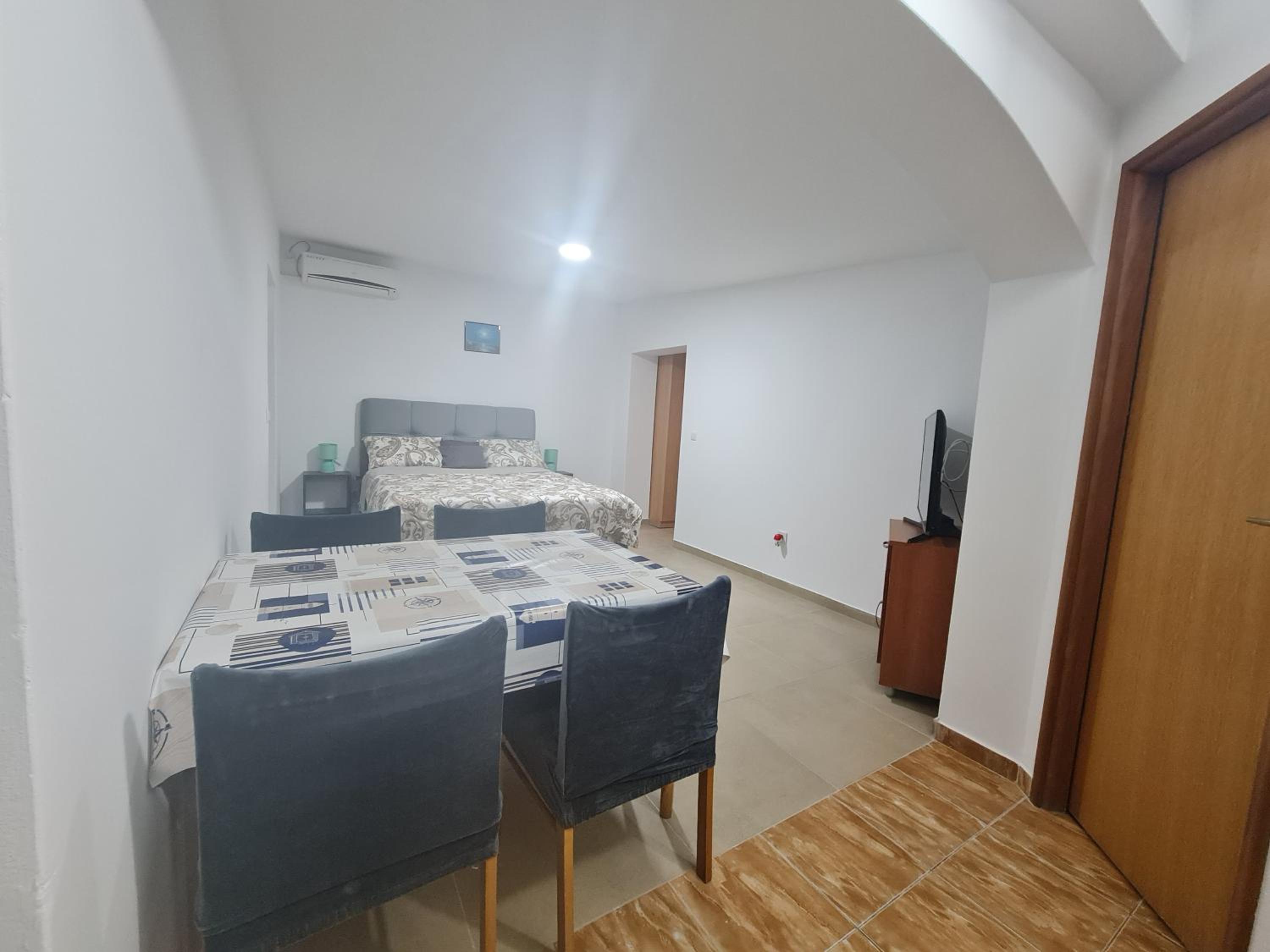 Apartmani Jadro