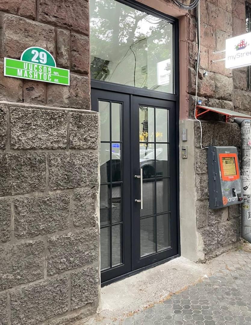Arm Hostel