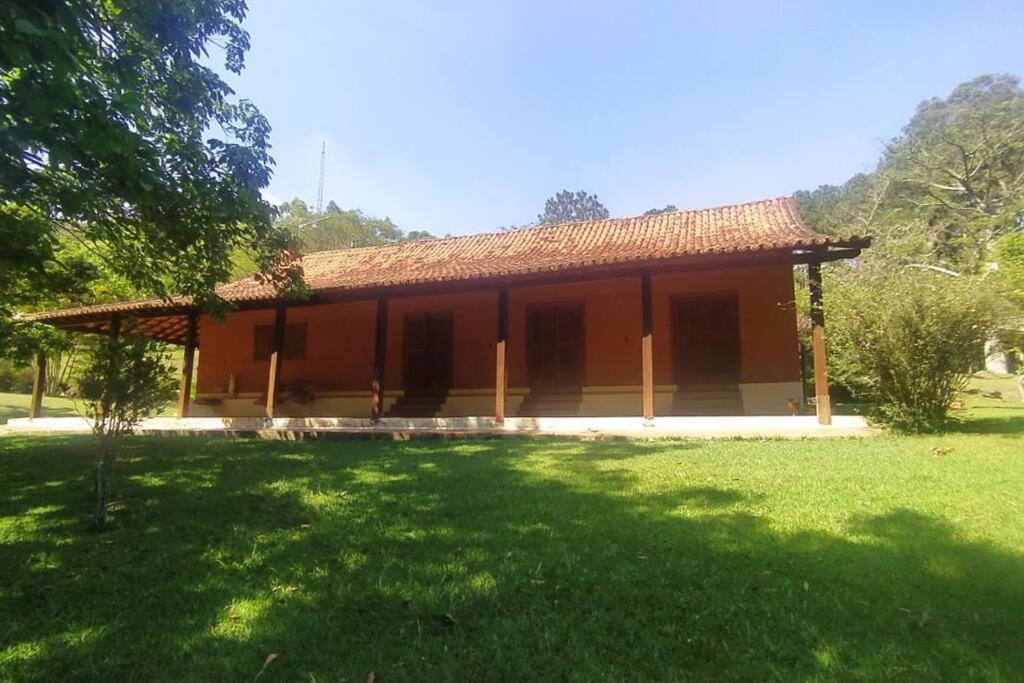 Lindo Sítio c Natureza e Tranquilidade