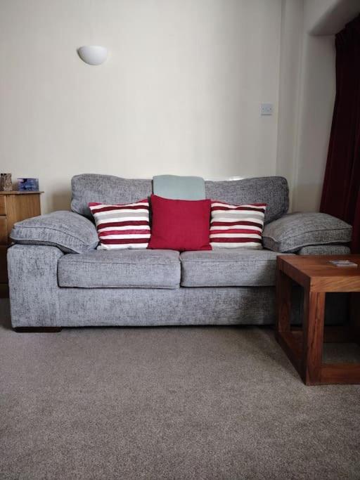The Cottage, 37 North Church Street, Bakewell view 3