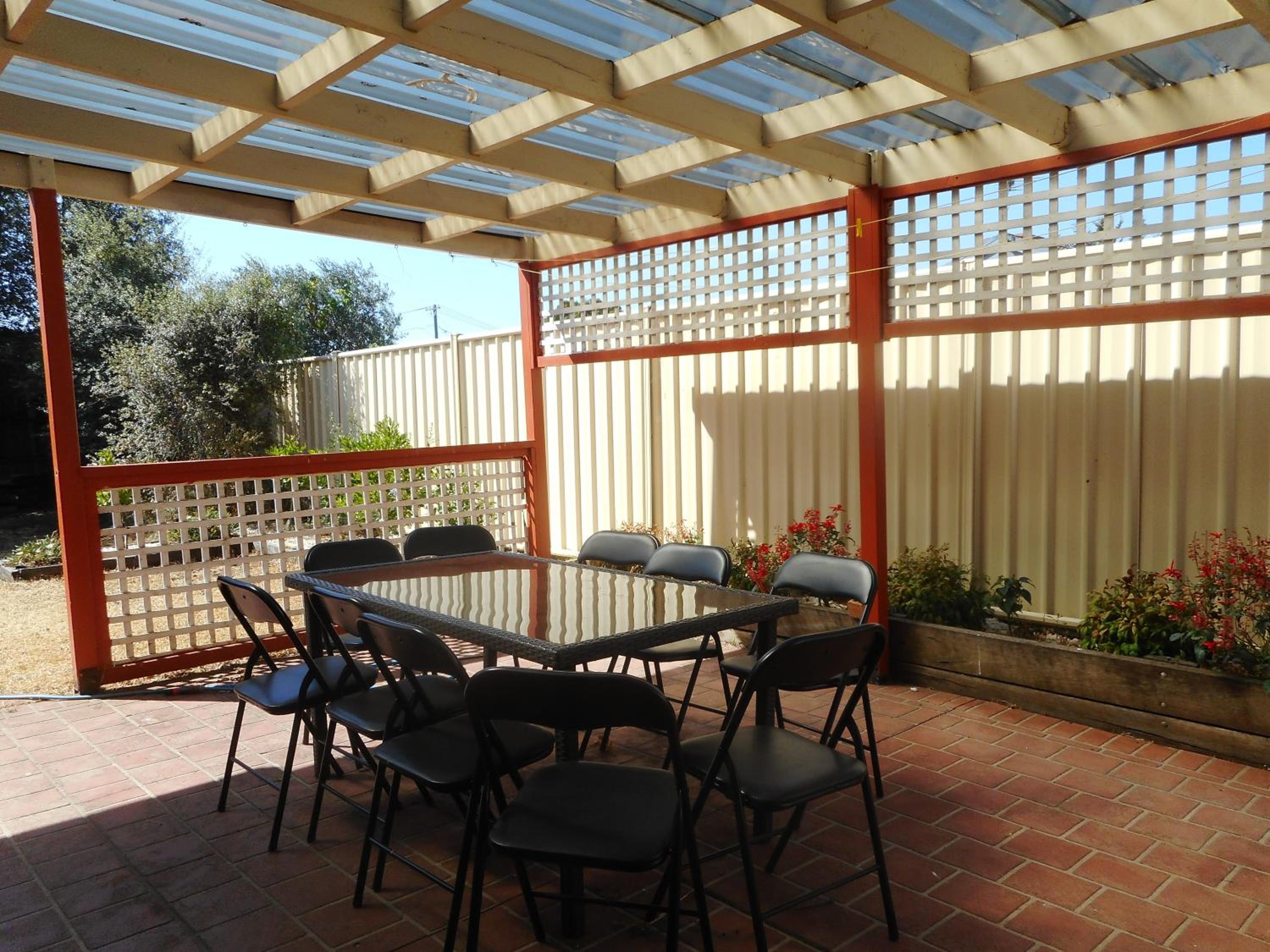 A Unique Holiday Home between Avalon Airport and Melbourne CBD