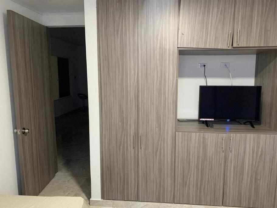 Casa con piscina en zona urbana - San Martín