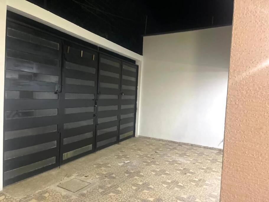 Casa con piscina en zona urbana - San Martín