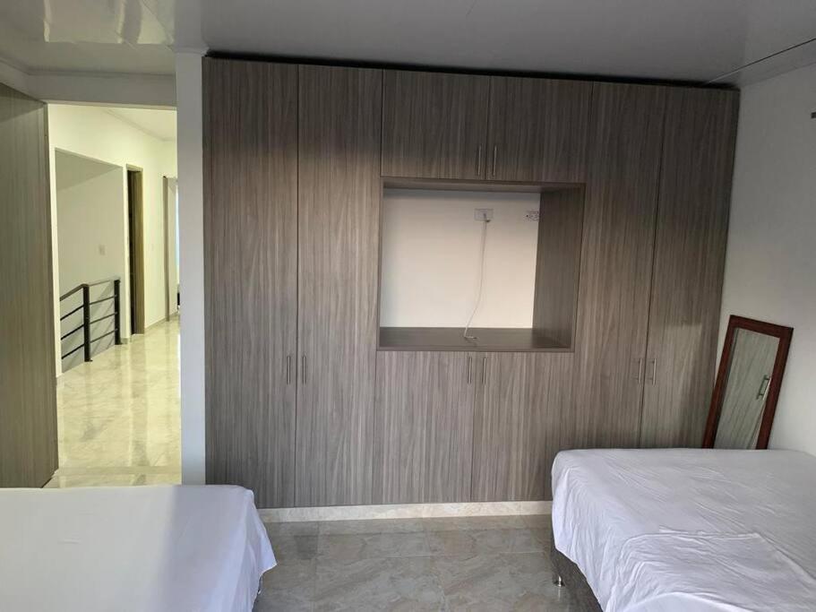 Casa con piscina en zona urbana - San Martín