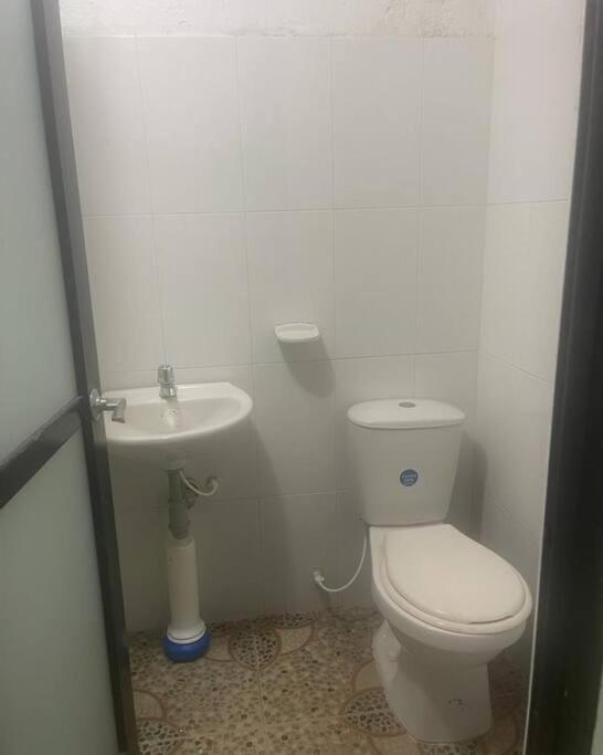 Casa con piscina en zona urbana - San Martín