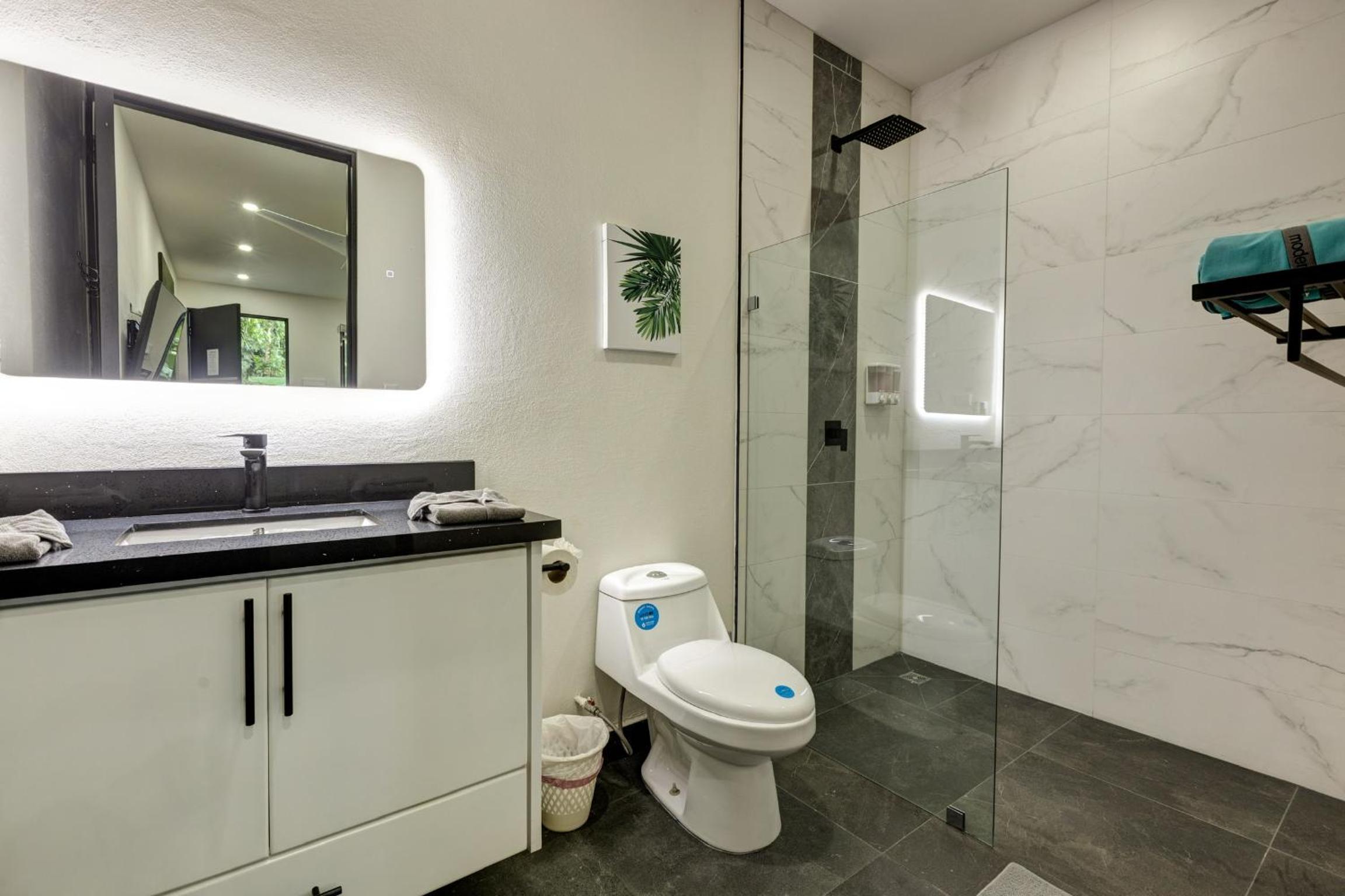 Villa Colibri - Private 1 bedroom Studio/Bachelor