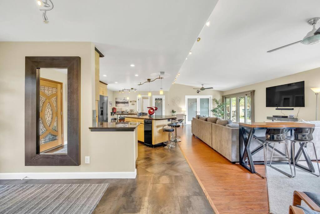 Private Oasis - 10 Min to Folsom Lake view 3