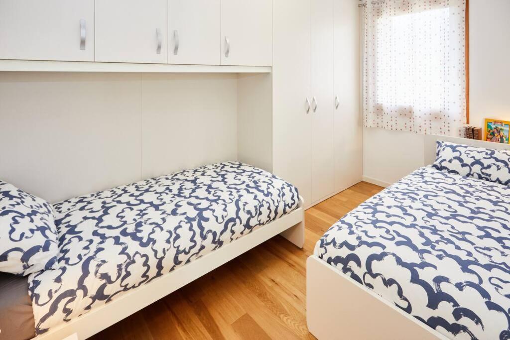 Lux Apartment Aviano Centro AC Parking view 2