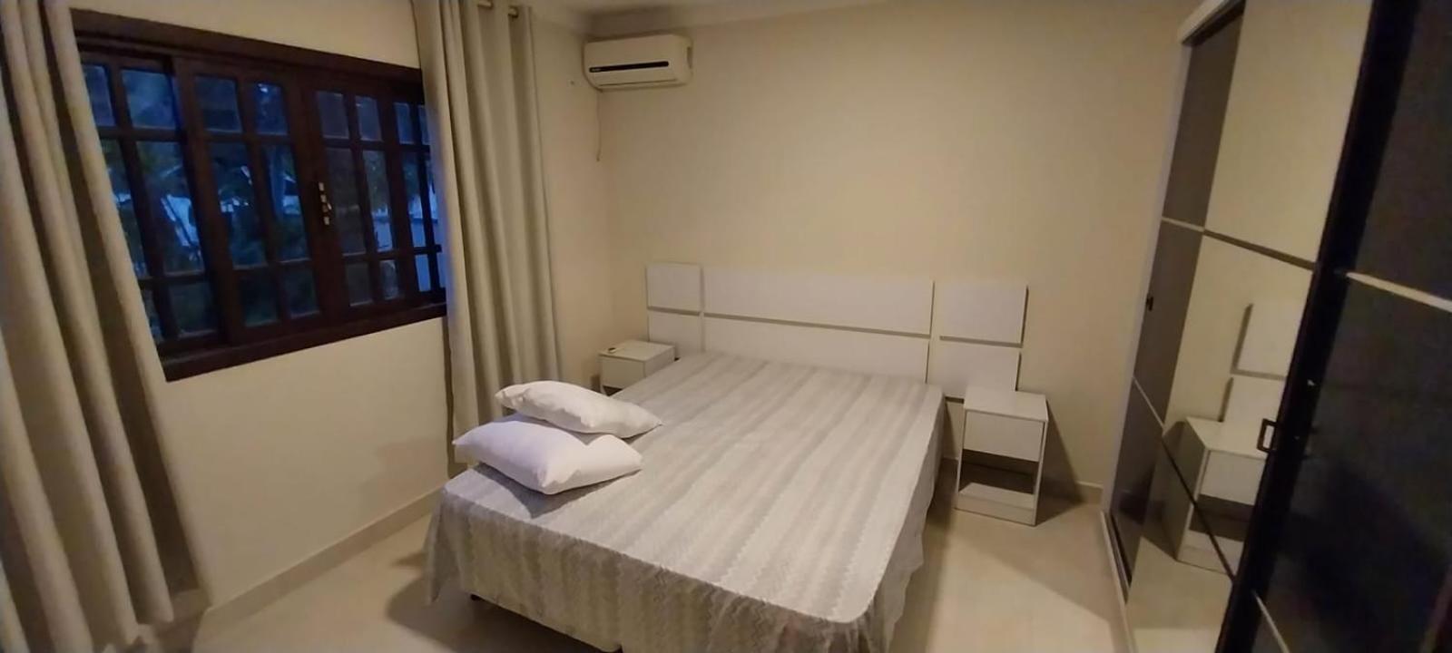 Casa no centro da praia de Mariscal perto do mercado e comércio em geral