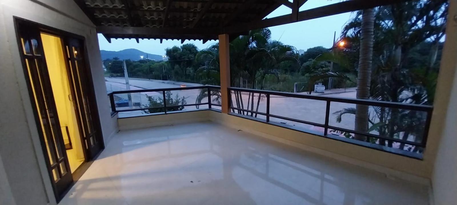Casa no centro da praia de Mariscal perto do mercado e comércio em geral