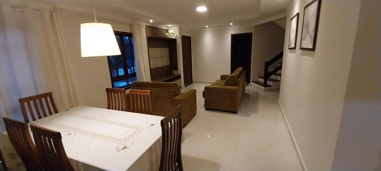 Casa no centro da praia de Mariscal perto do mercado e comércio em geral